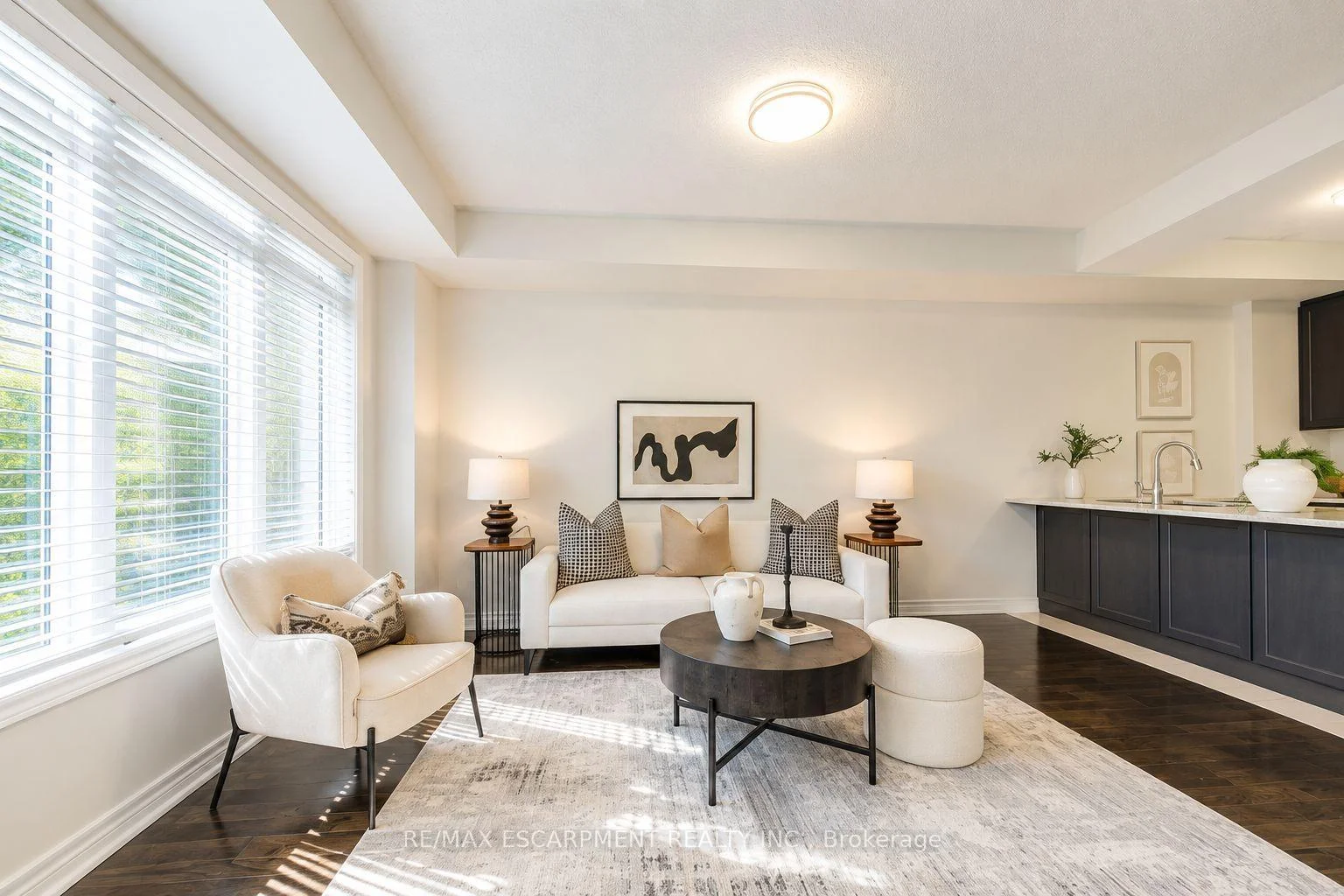 Photo 11 of Unit 74, 2435 Greenwich Drive, Oakville, Westmount — HOMEH