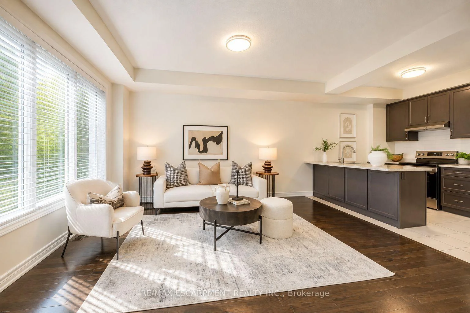 Photo 13 of Unit 74, 2435 Greenwich Drive, Oakville, Westmount — HOMEH