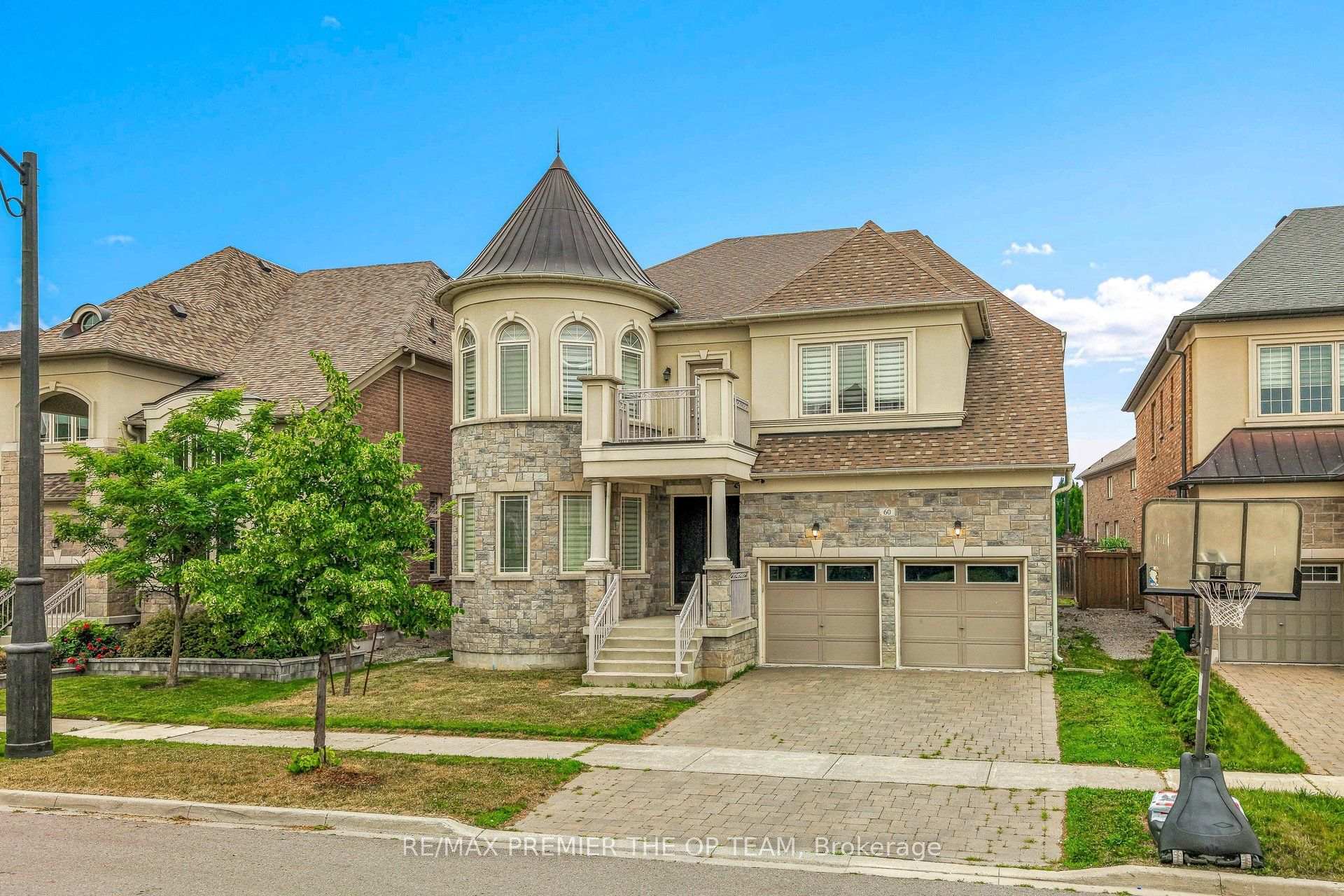 Photo 29 of 60 Chesney Crescent, Vaughan, Kleinburg — HOMEH