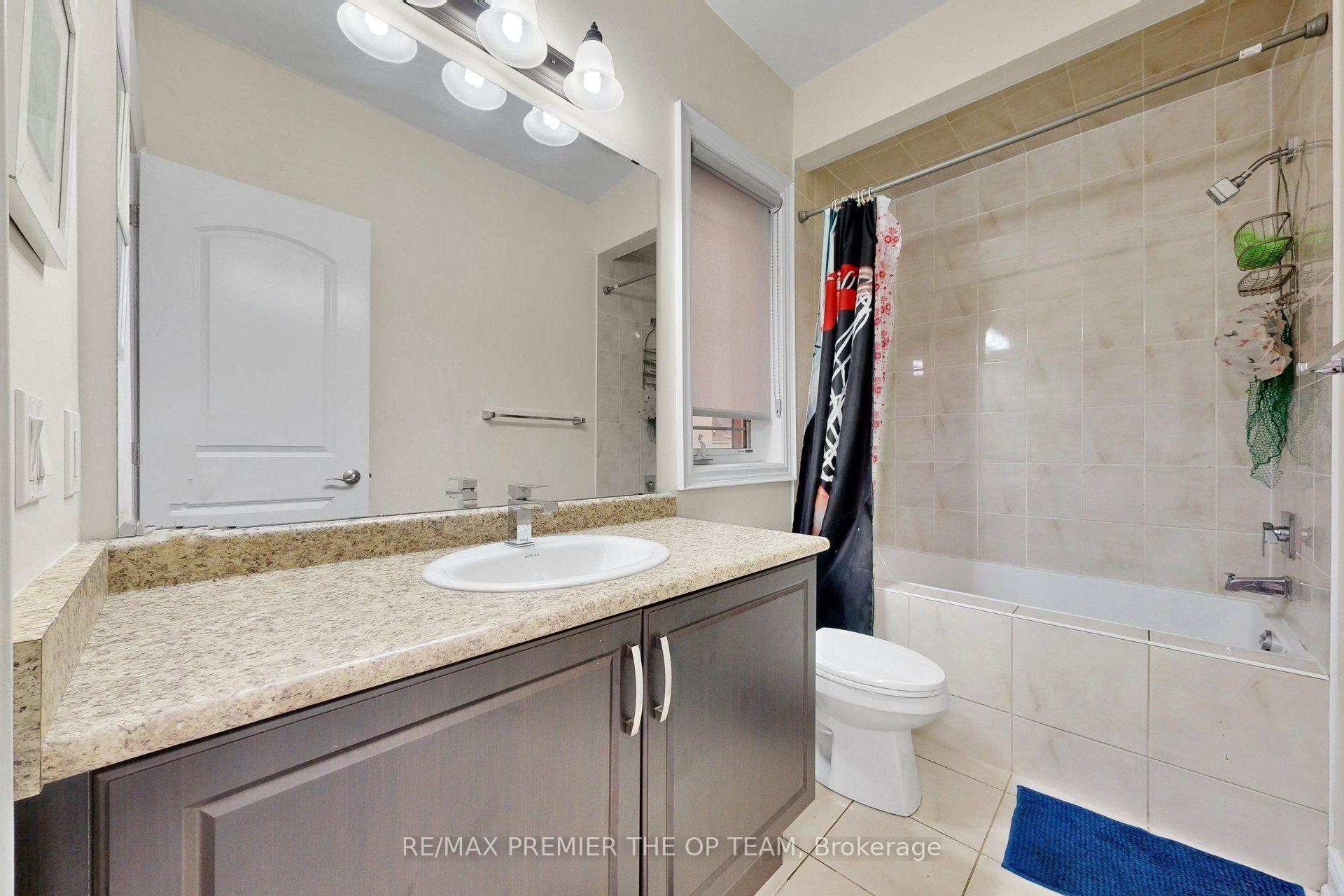 Photo 22 of 60 Chesney Crescent, Vaughan, Kleinburg — HOMEH