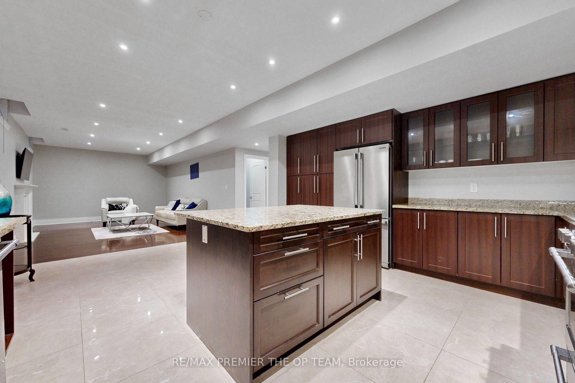 Photo 36 of 60 Chesney Crescent, Vaughan, Kleinburg — HOMEH