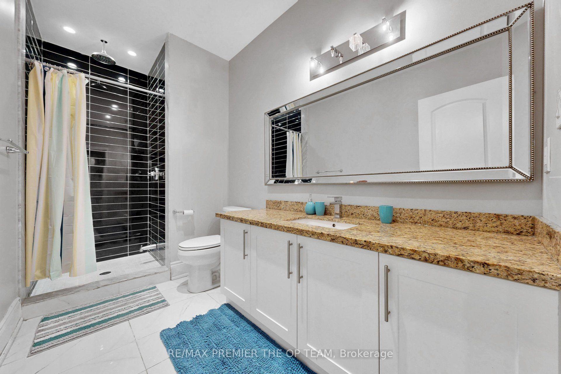 Photo 42 of 60 Chesney Crescent, Vaughan, Kleinburg — HOMEH