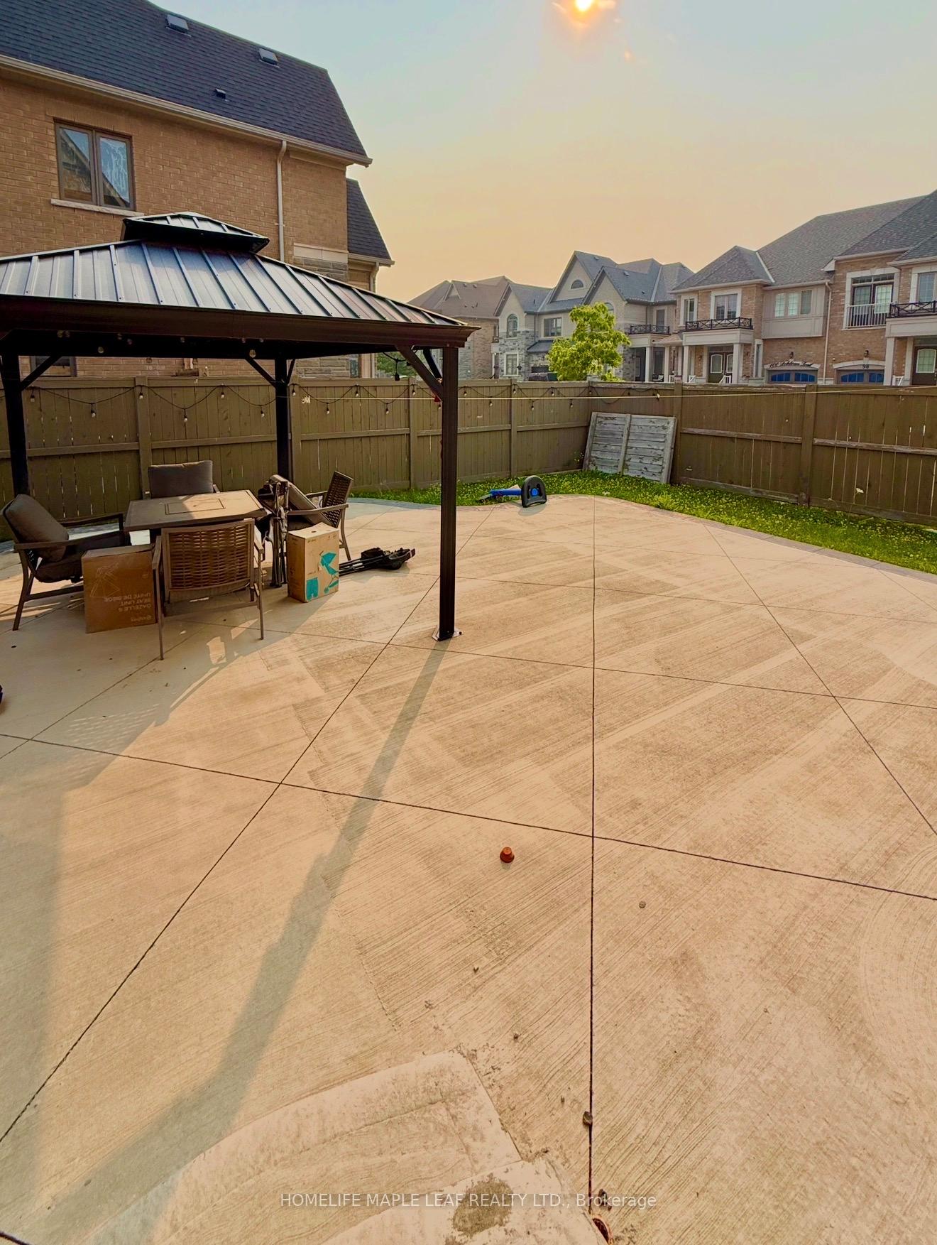 Photo 26 of 67 Dolobram Trail, Brampton, Northwest Brampton — HOMEH