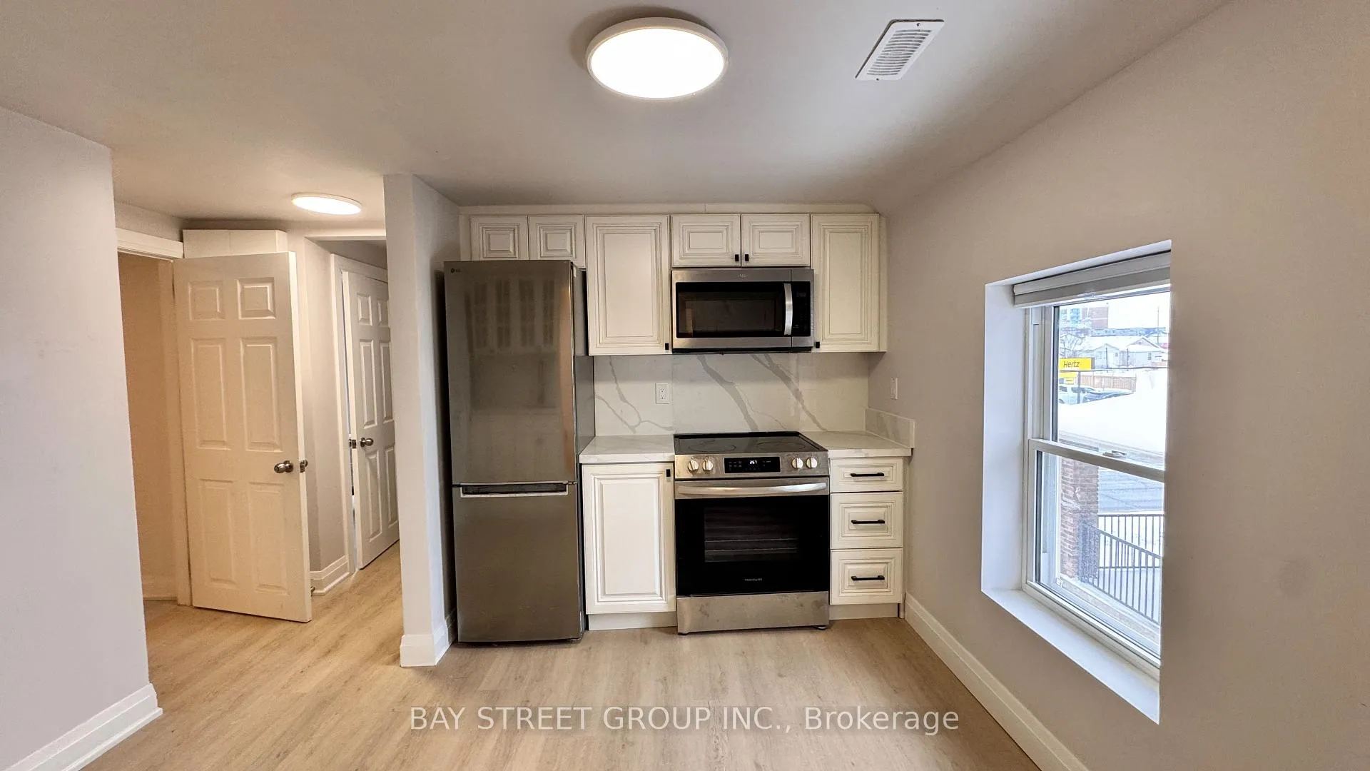 Photo 2 of Unit C2, 5731 Stanley Avenue, Niagara Falls, Hospital — HOMEH