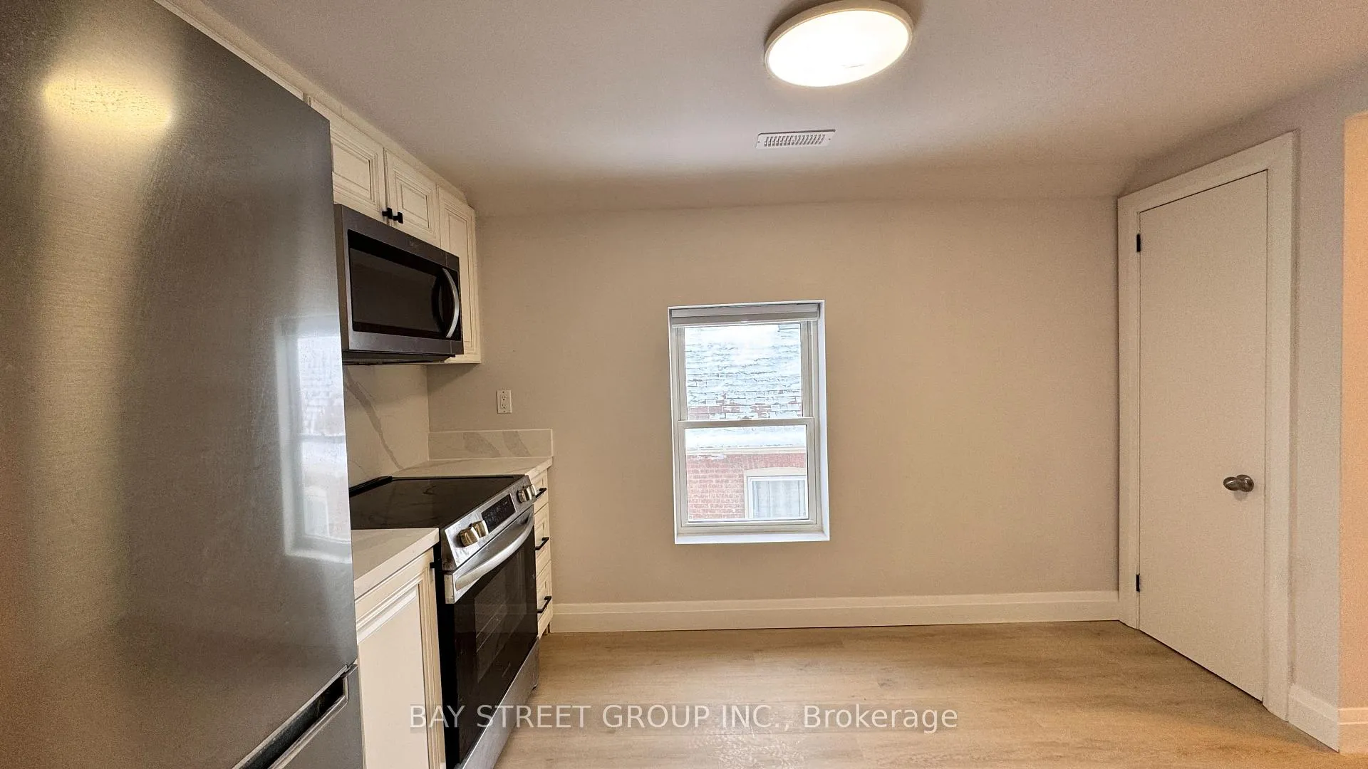 Photo 3 of Unit C2, 5731 Stanley Avenue, Niagara Falls, Hospital — HOMEH