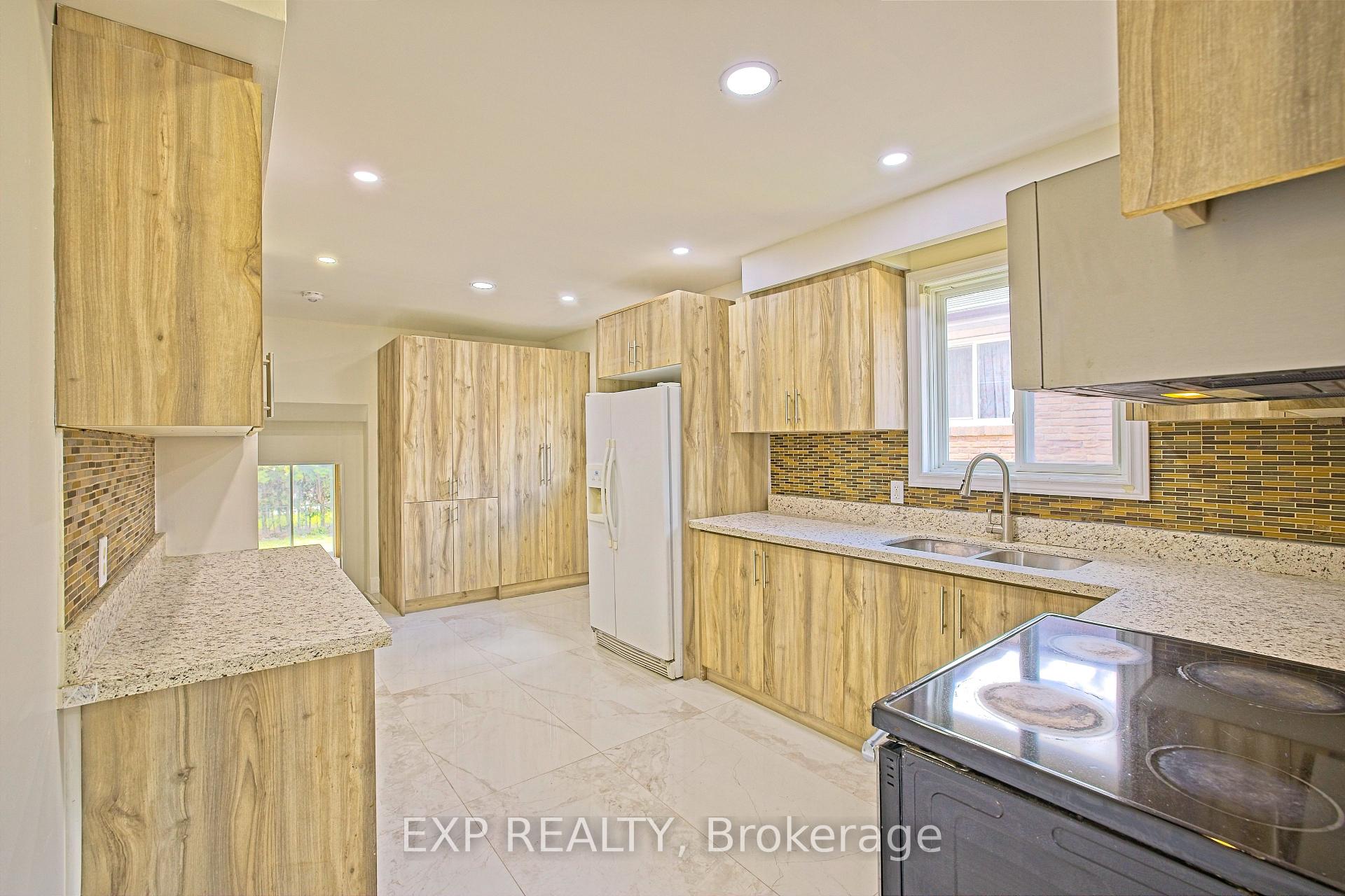 Photo 8 of Unit Upper, 4 Fallway Road, Brampton, Madoc — HOMEH