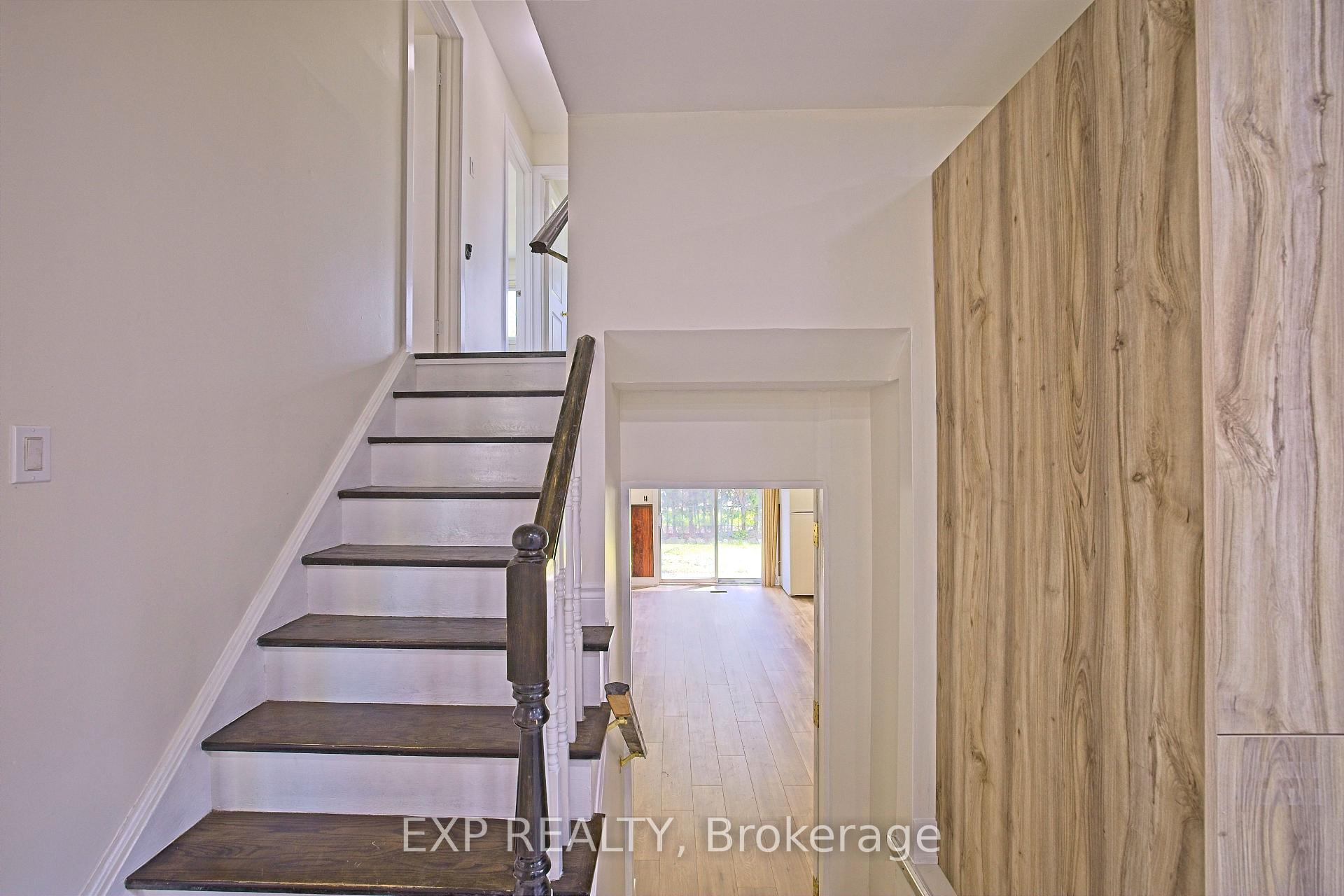 Photo 12 of Unit Upper, 4 Fallway Road, Brampton, Madoc — HOMEH