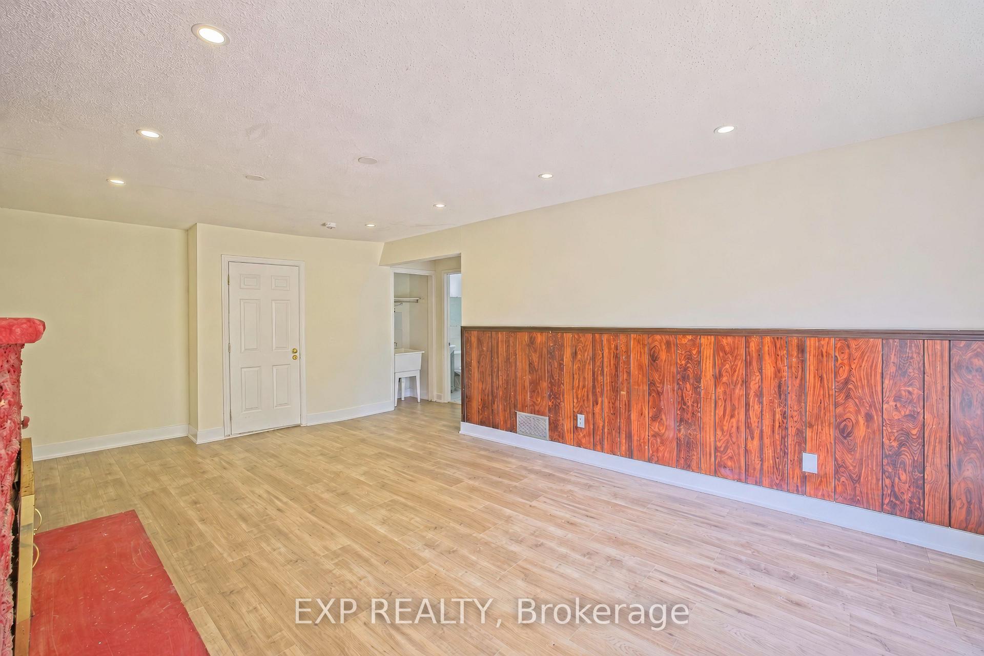 Photo 24 of Unit Upper, 4 Fallway Road, Brampton, Madoc — HOMEH