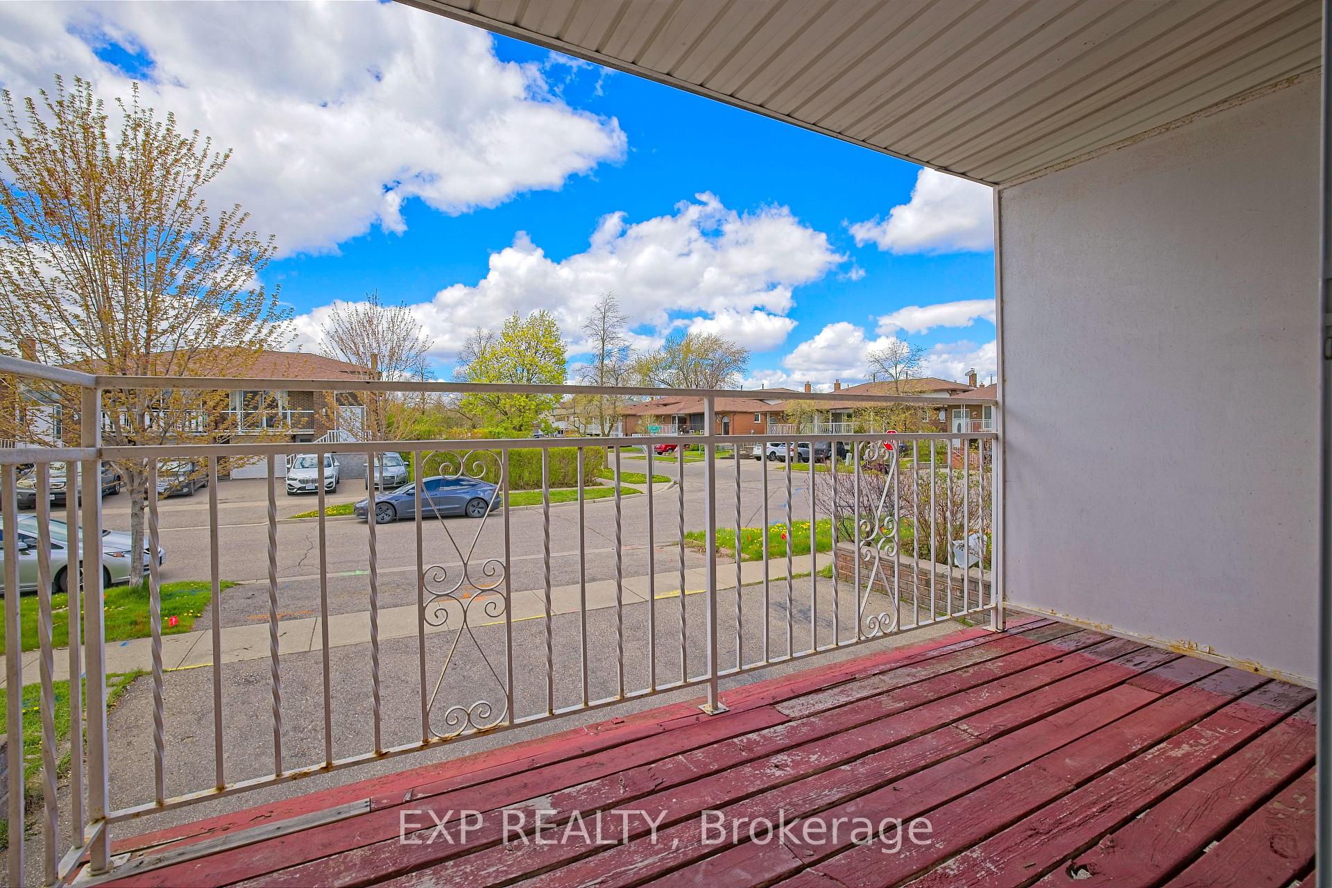 Photo 27 of Unit Upper, 4 Fallway Road, Brampton, Madoc — HOMEH