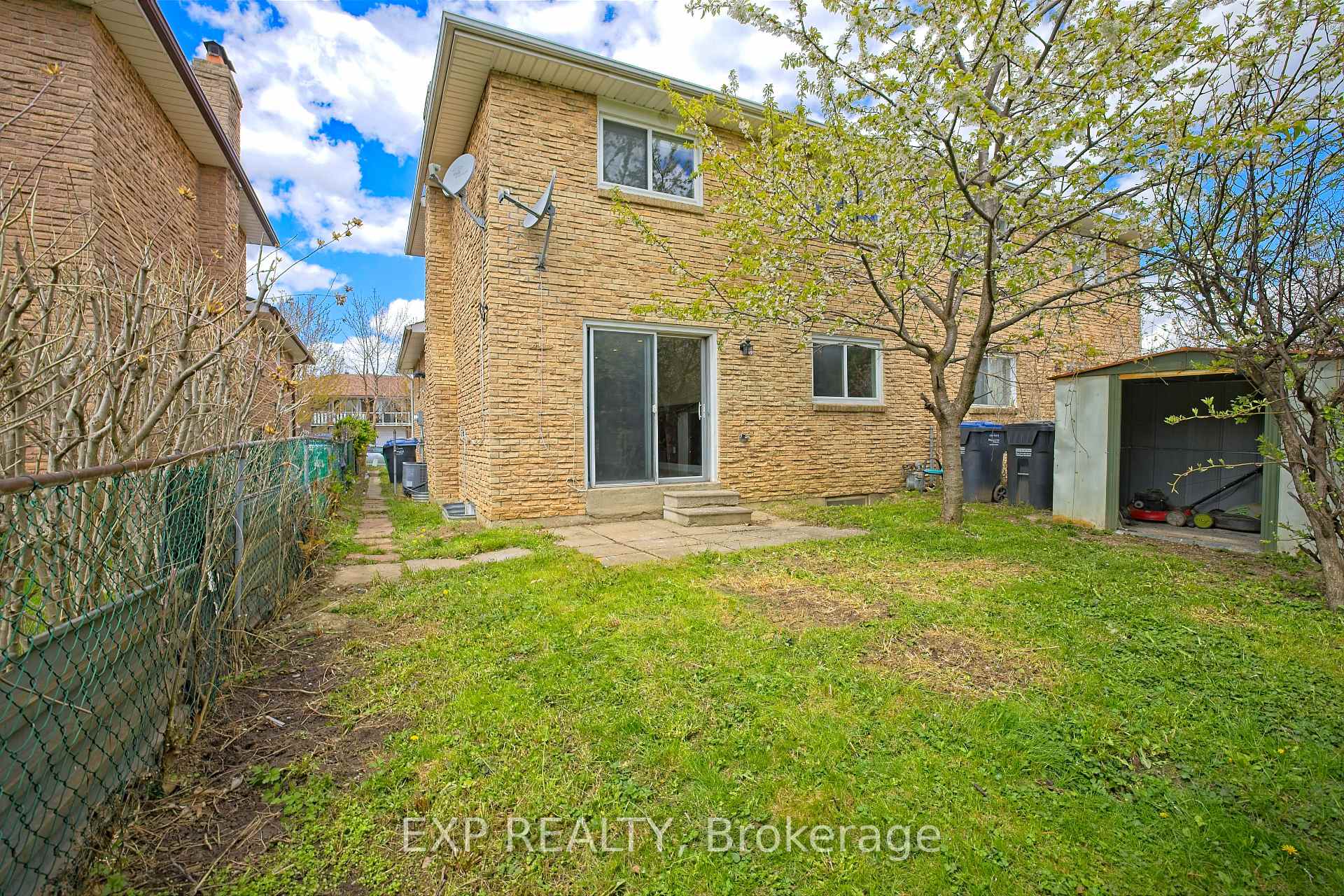 Photo 29 of Unit Upper, 4 Fallway Road, Brampton, Madoc — HOMEH