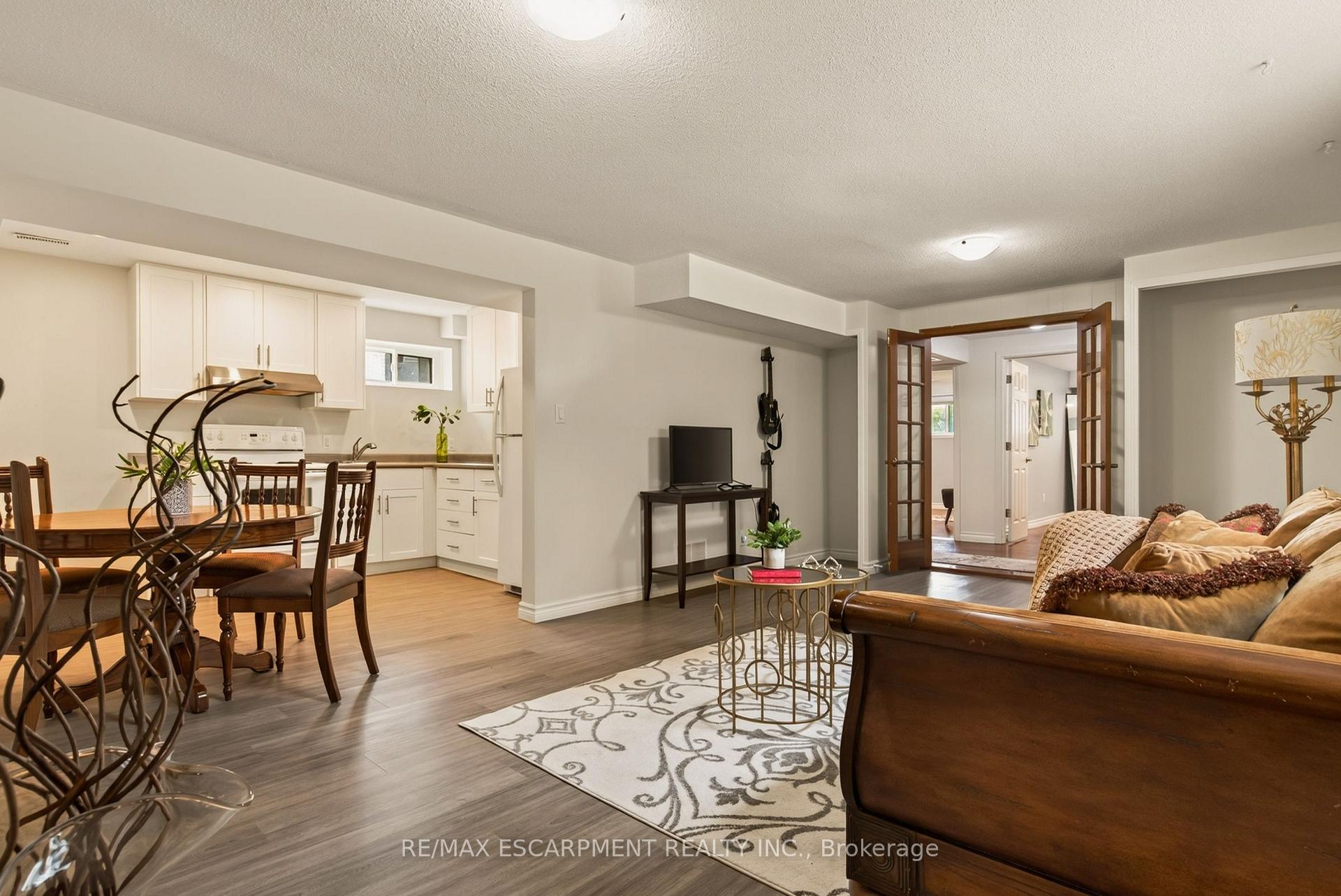 Photo 22 of 9 Fairview Place, Orangeville — HOMEH