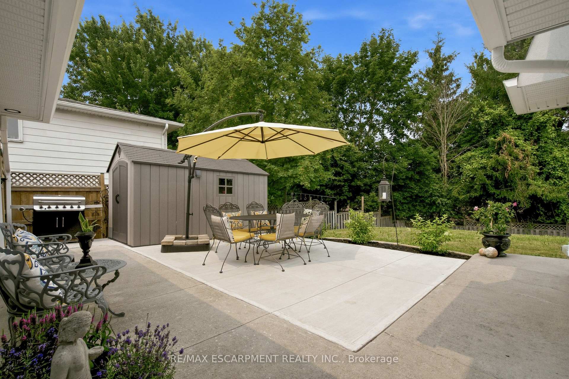 Photo 36 of 9 Fairview Place, Orangeville — HOMEH