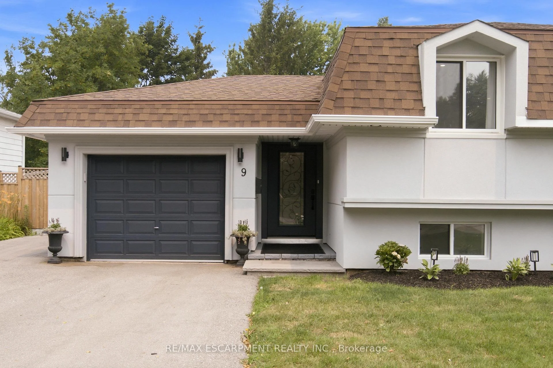Photo 35 of 9 Fairview Place, Orangeville — HOMEH