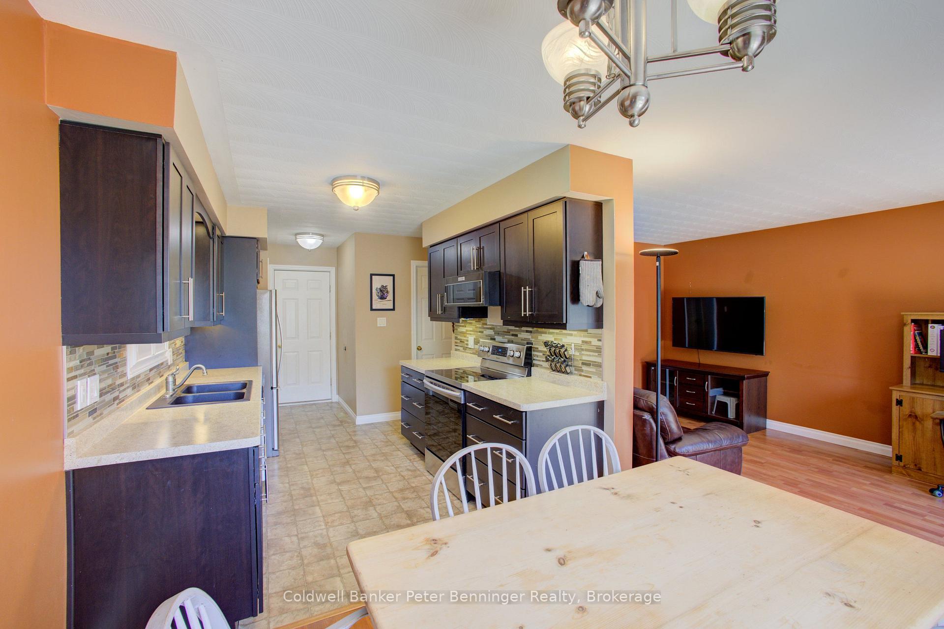 Photo 12 of 737 Mackendrick Drive, Kincardine — HOMEH