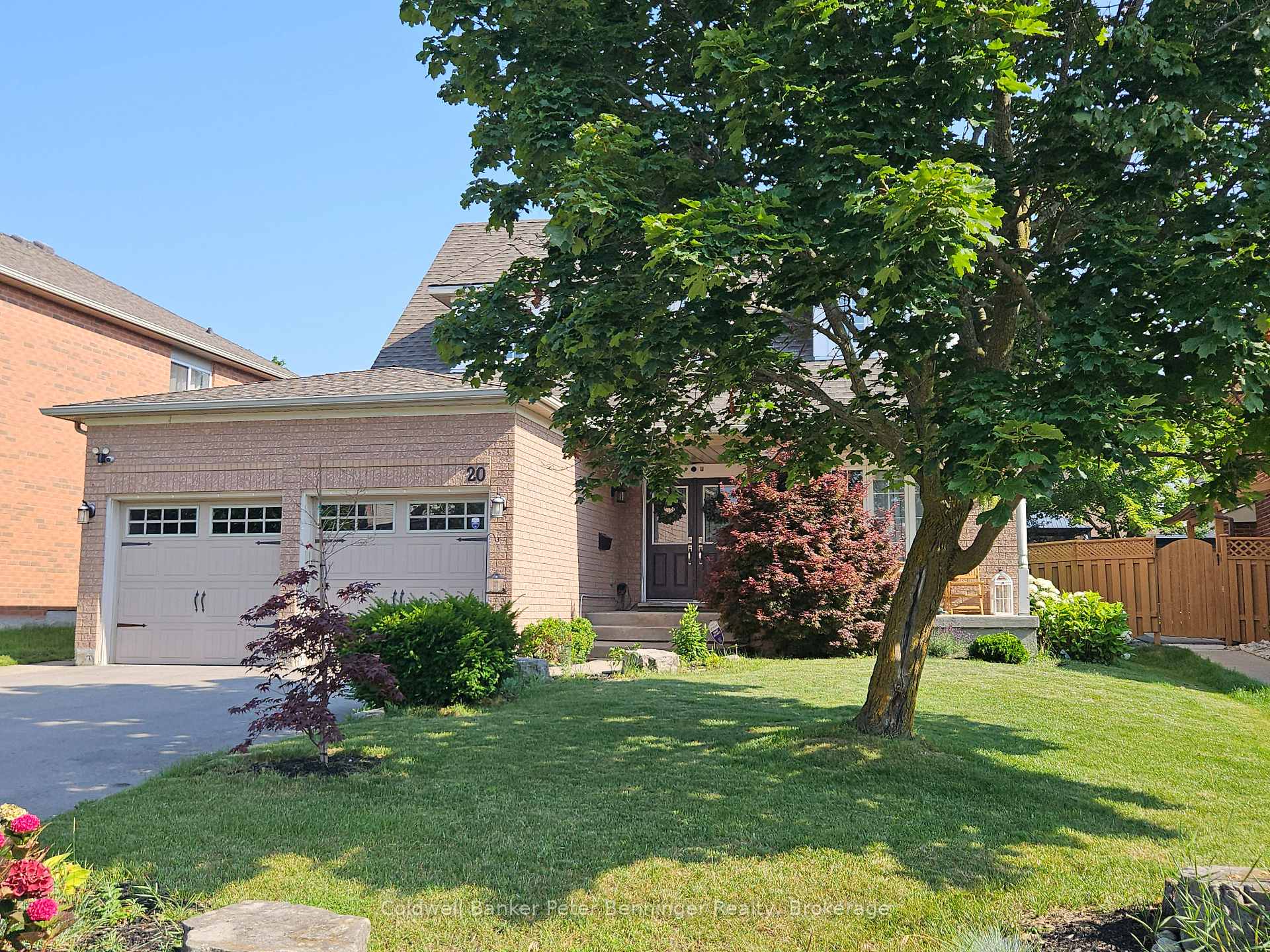 Photo 3 of 20 Bird Court, Cambridge, Clemens Mills/Saginaw — HOMEH