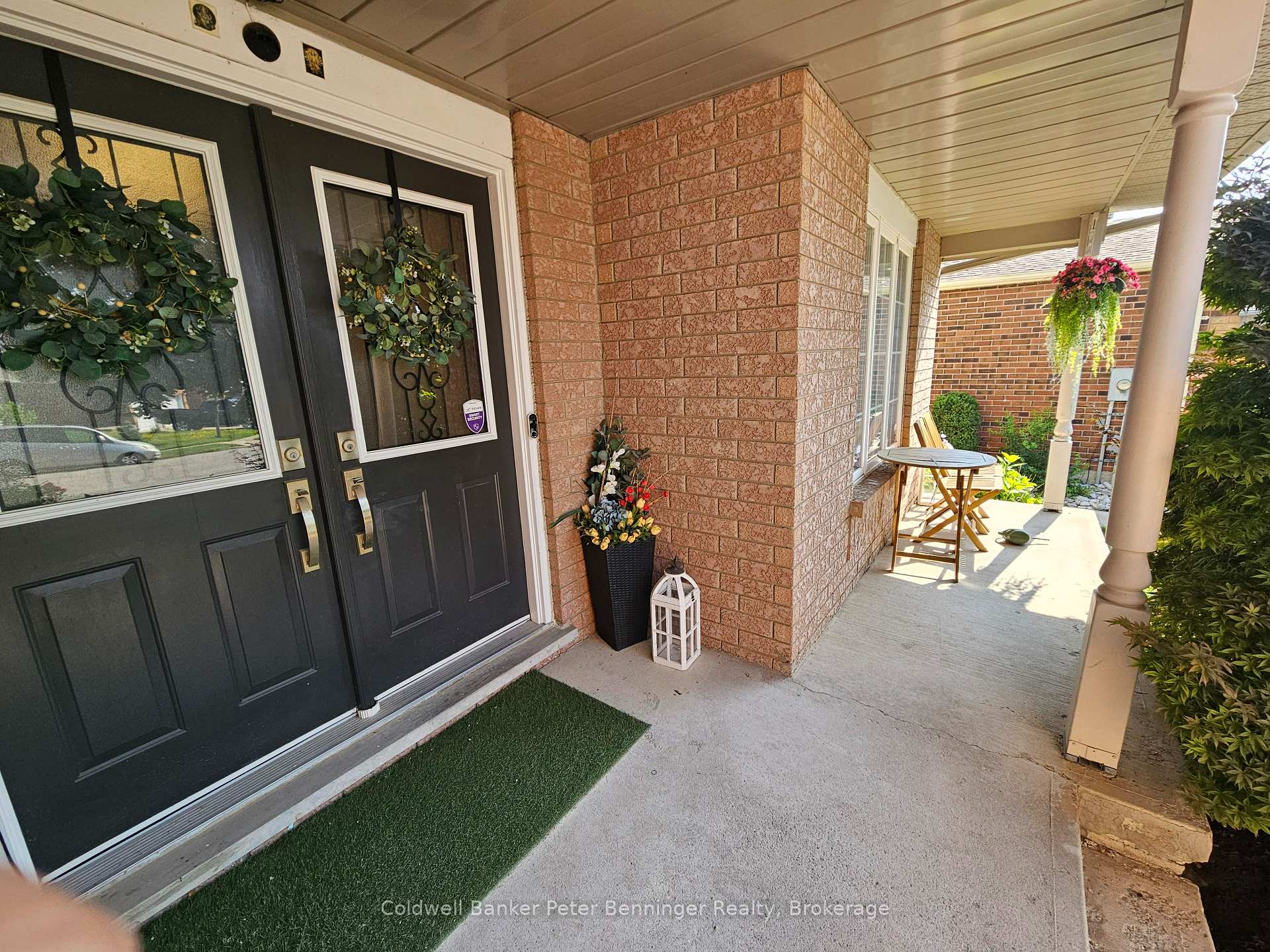 Photo 4 of 20 Bird Court, Cambridge, Clemens Mills/Saginaw — HOMEH