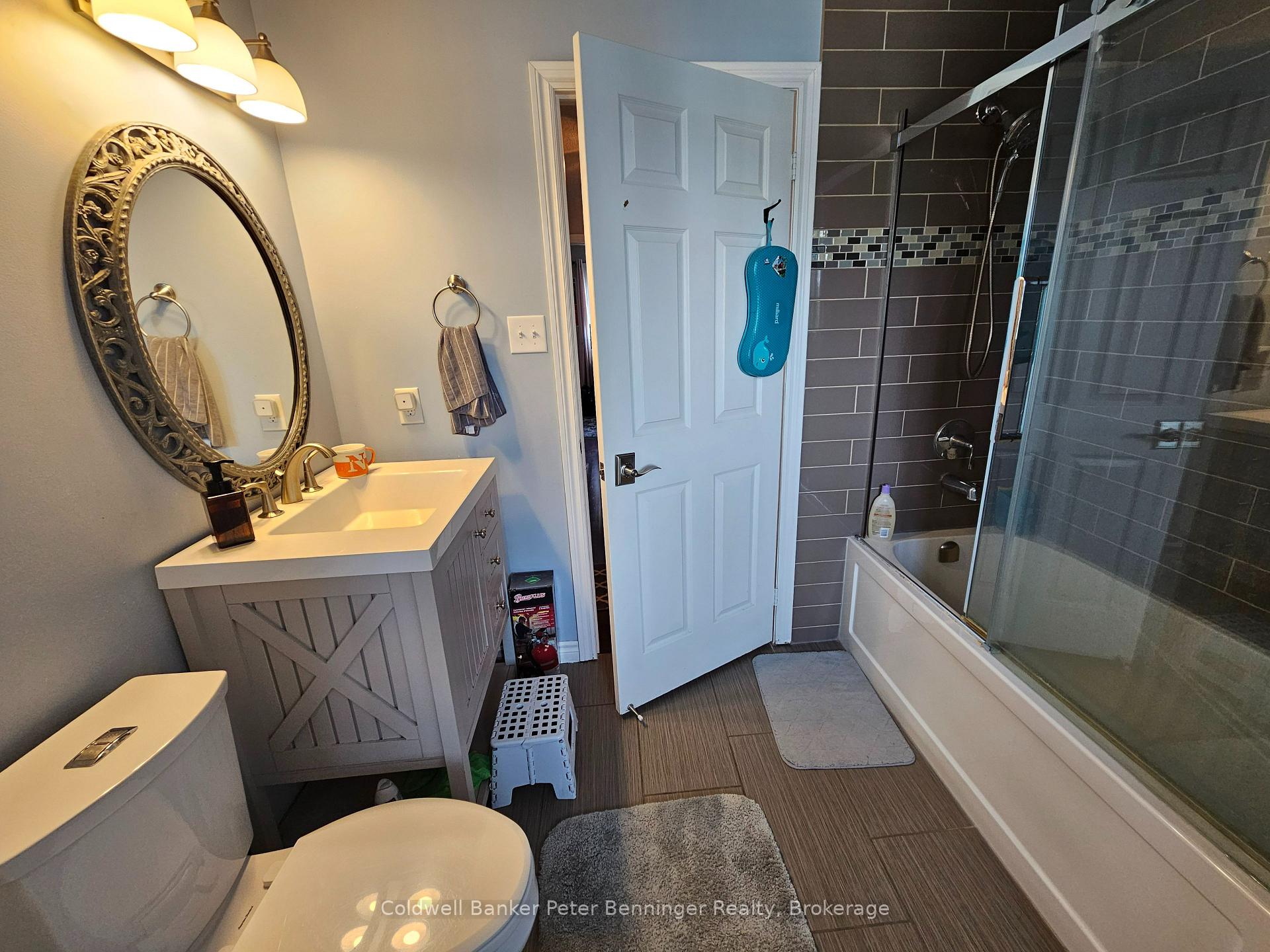 Photo 21 of 20 Bird Court, Cambridge, Clemens Mills/Saginaw — HOMEH