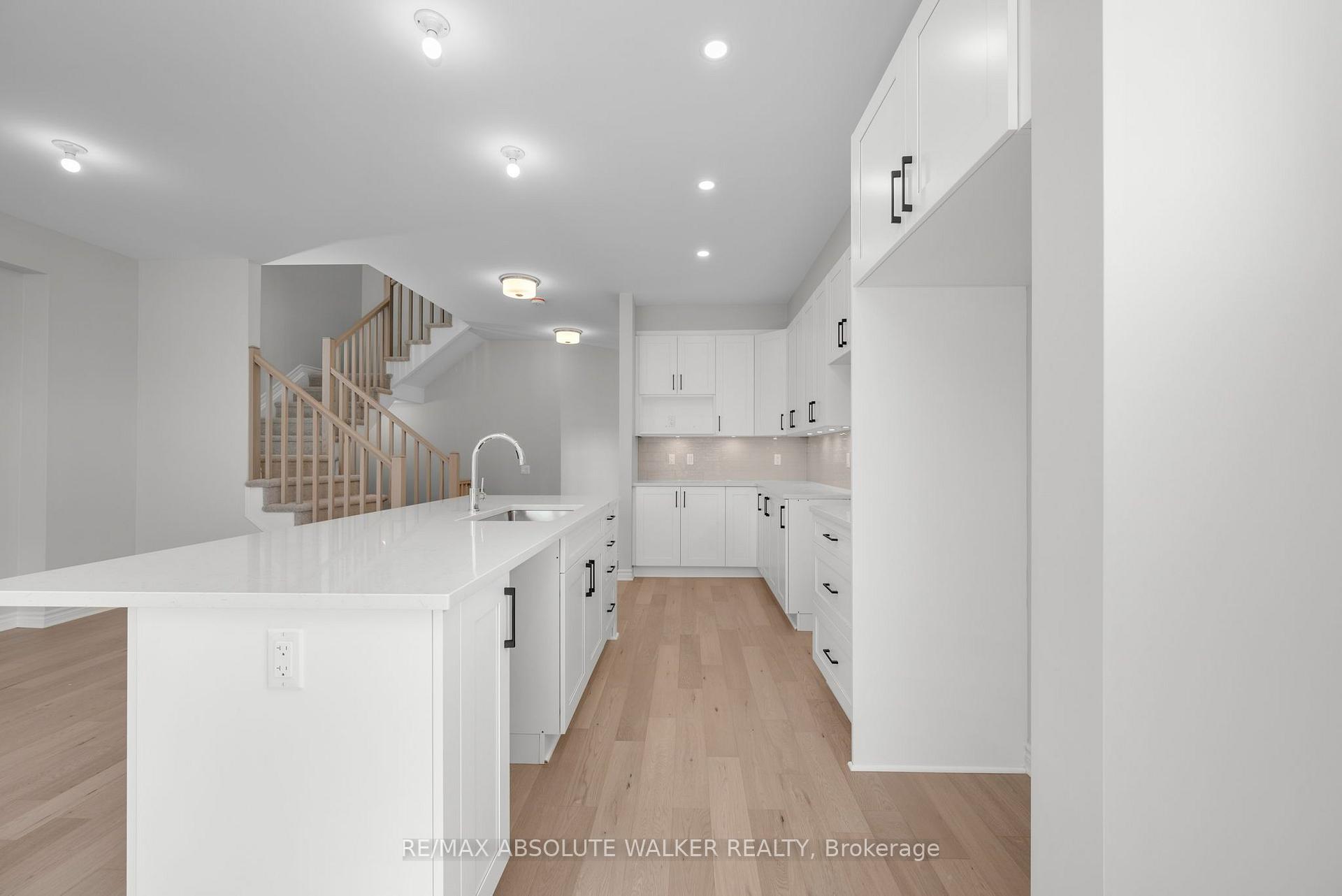 Photo 4 of 181 Kerala Place, Ottawa, Blossom Park/Kemp Park/Findlay Creek — HOMEH