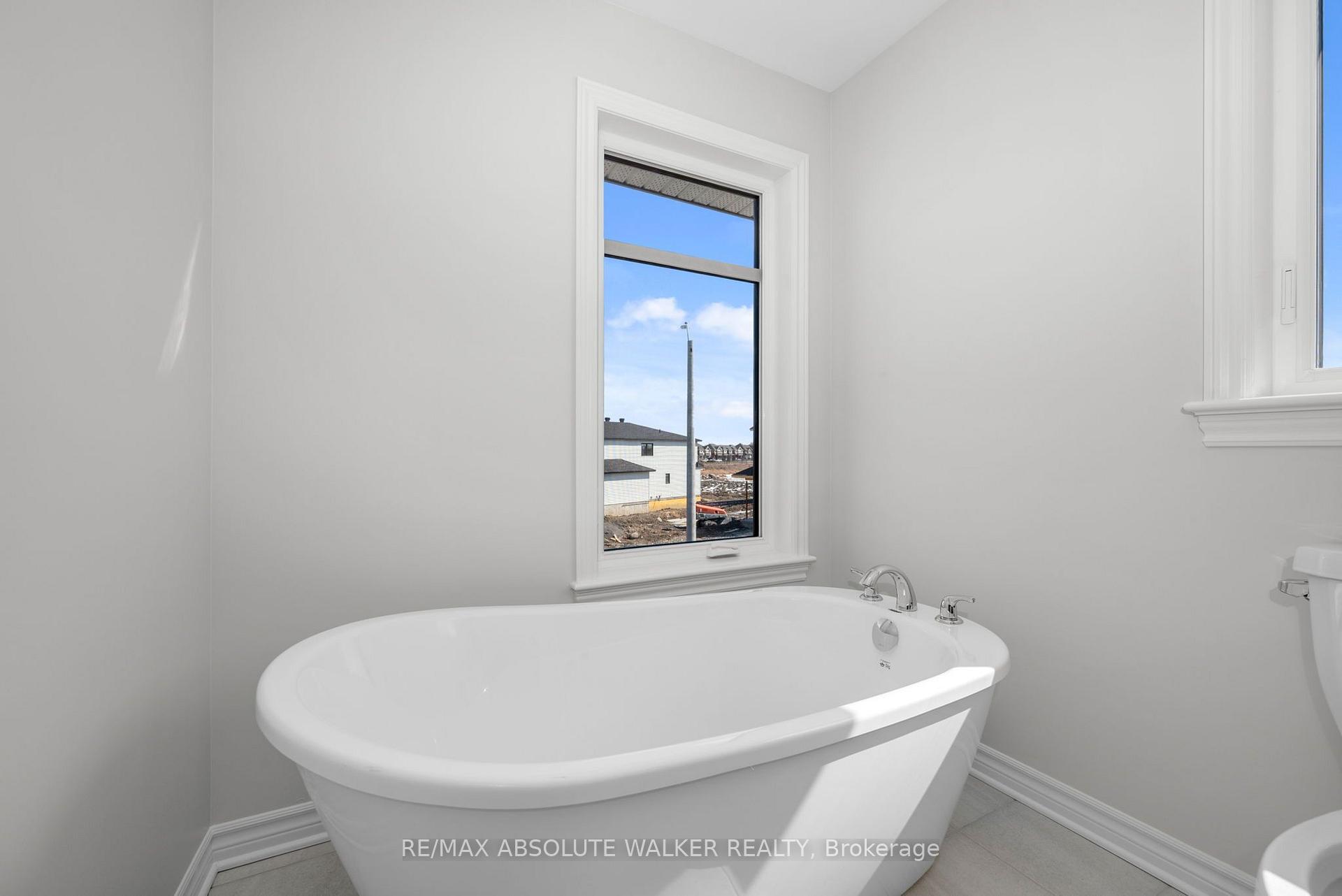 Photo 22 of 181 Kerala Place, Ottawa, Blossom Park/Kemp Park/Findlay Creek — HOMEH