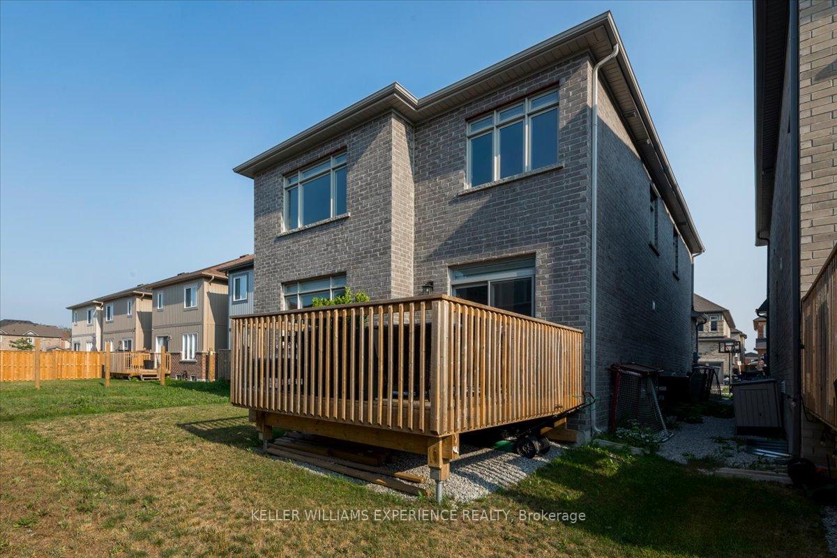 Photo 26 of 77 Alaskan Heights, Barrie, Rural Barrie Southwest — HOMEH