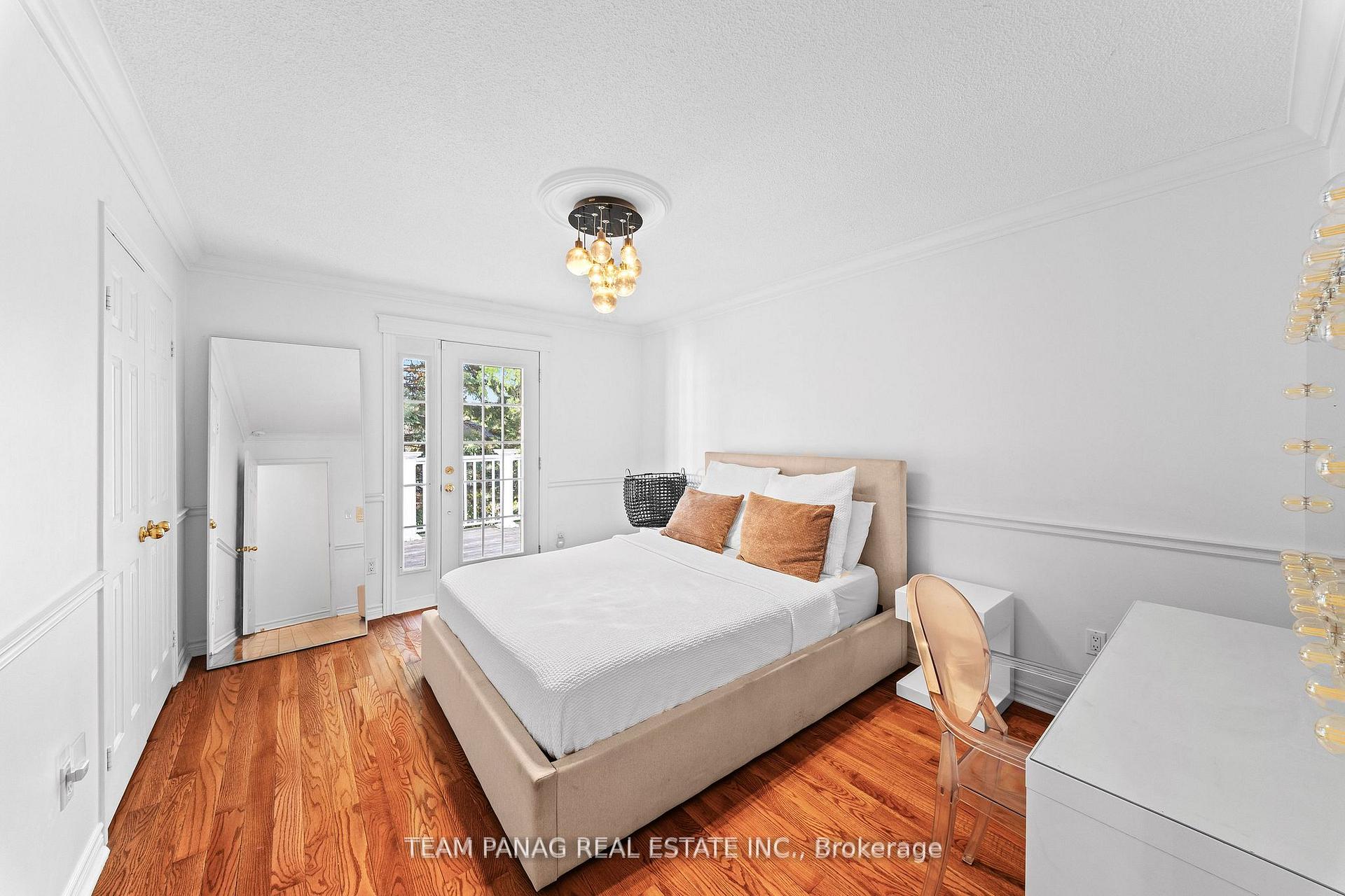 Photo 35 of 8 Enchanted Court, Brampton, Snelgrove — HOMEH