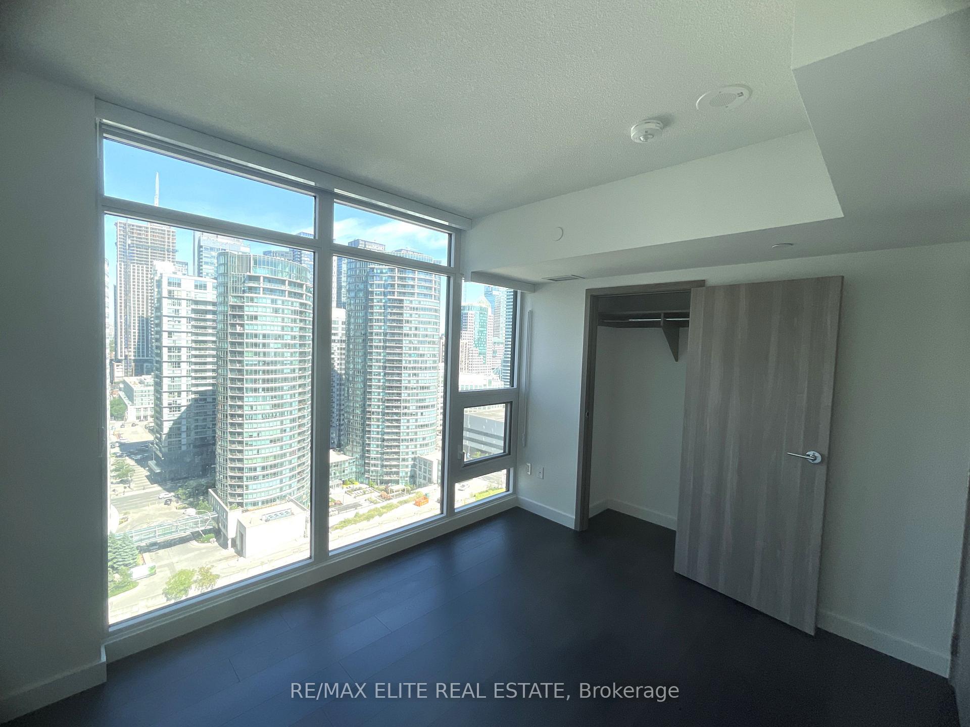 Photo 8 of Unit 2103, 1 Concord Cityplace Way, Toronto, Waterfront Communities — HOMEH