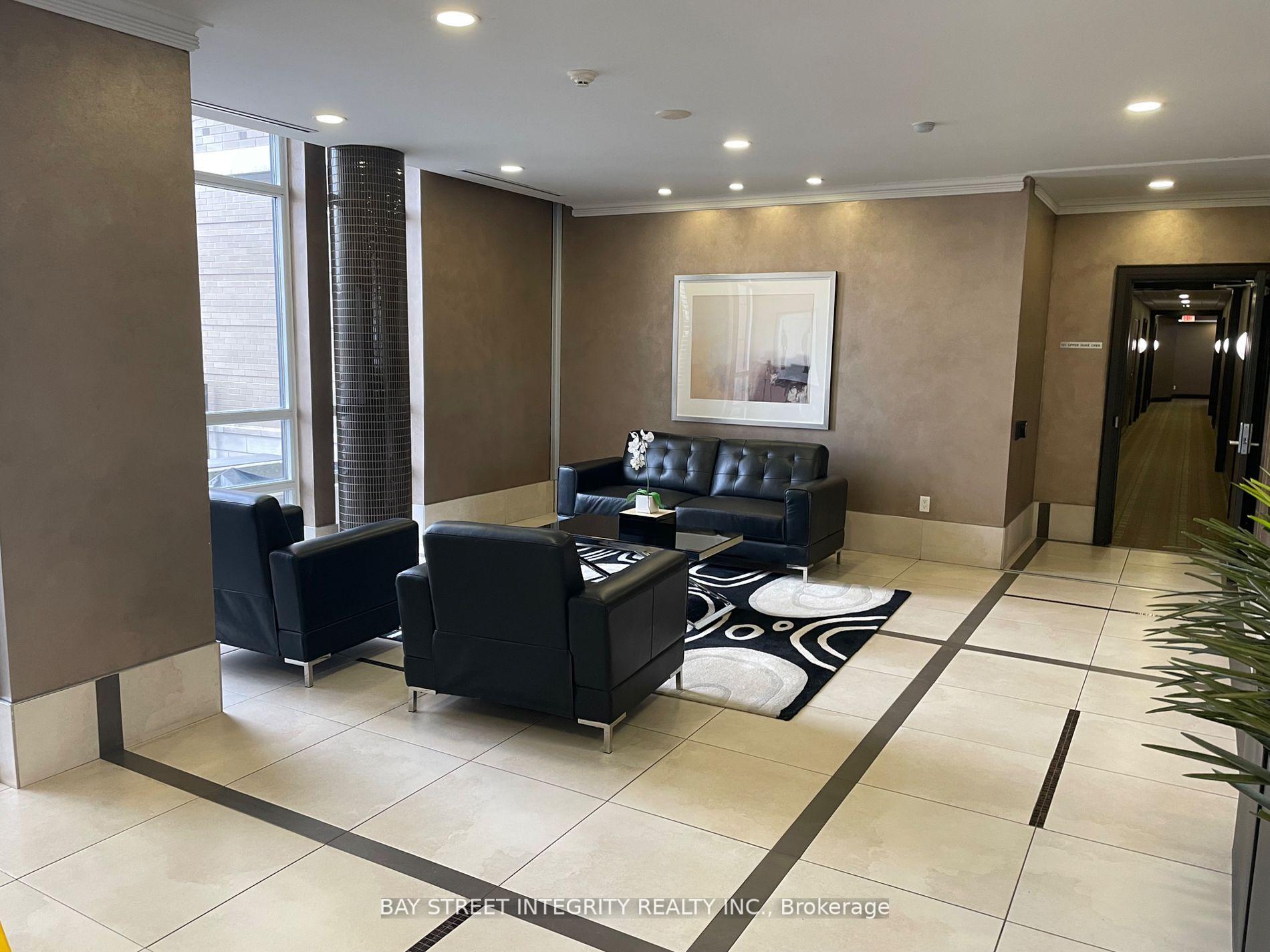 Photo 2 of Unit 215, 151 Upper Duke Crescent, Markham, Unionville — HOMEH