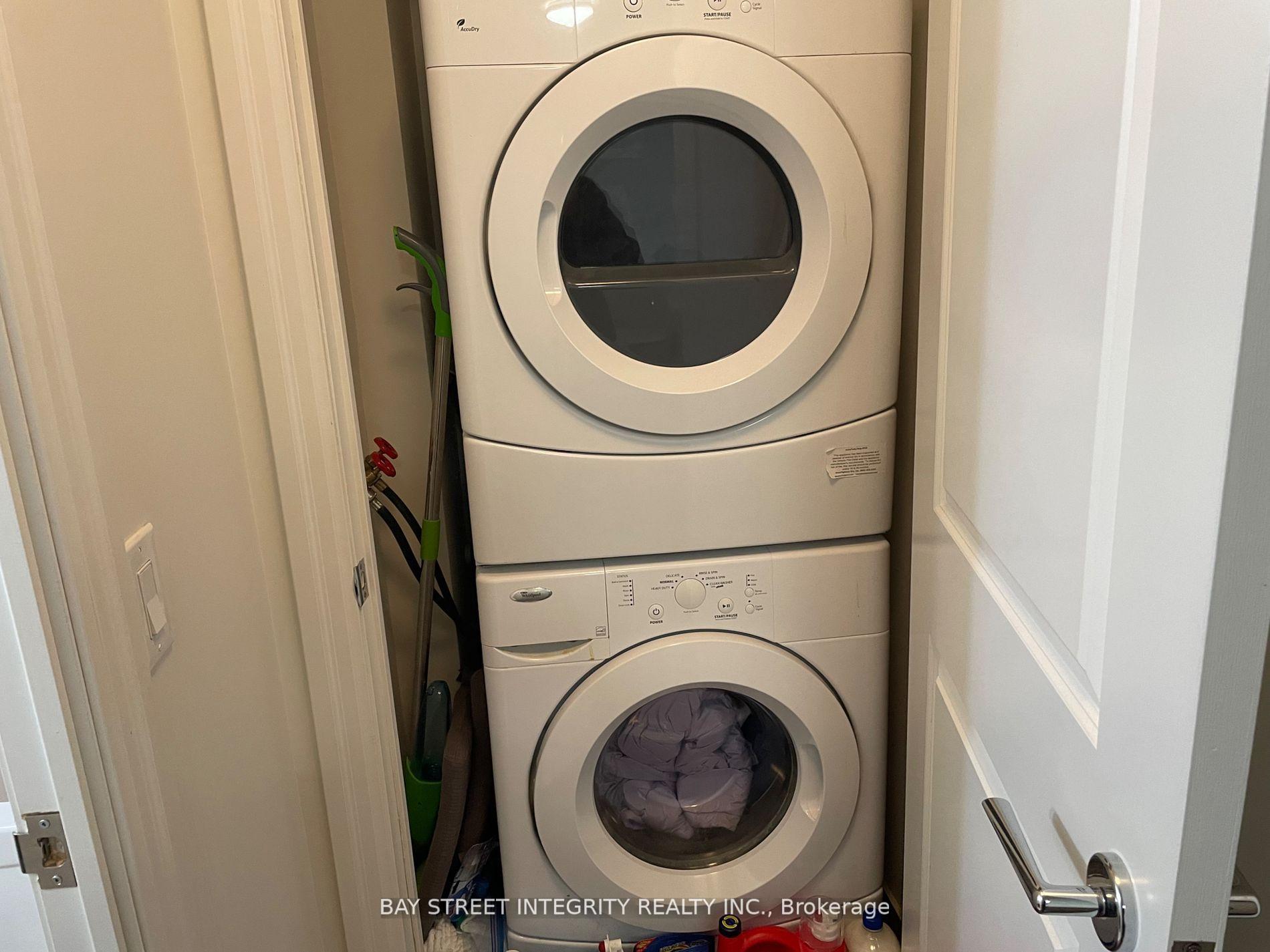 Photo 10 of Unit 215, 151 Upper Duke Crescent, Markham, Unionville — HOMEH