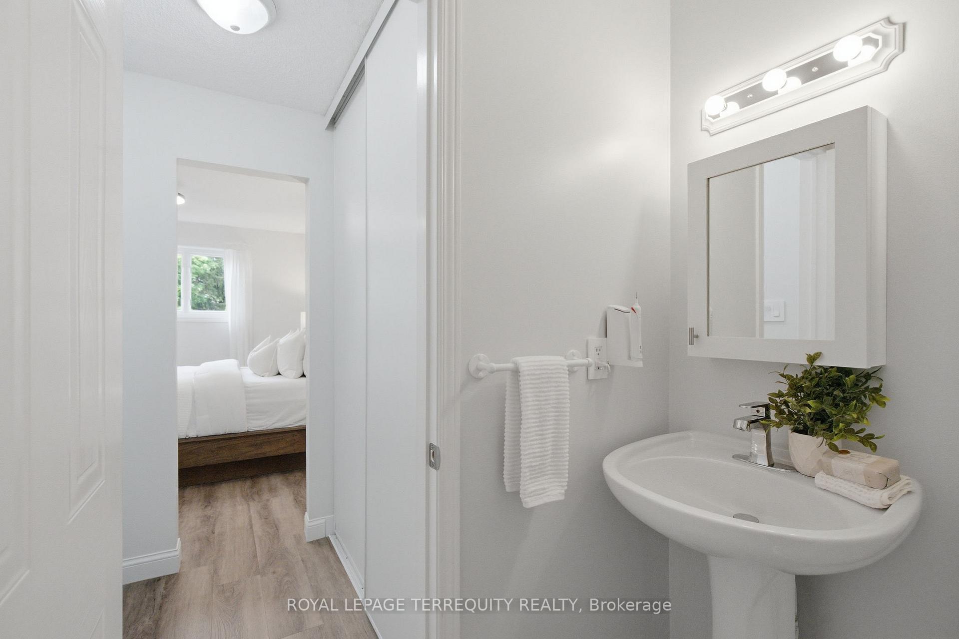 Photo 22 of 1765 Dufferin Street, Whitby, Port Whitby — HOMEH