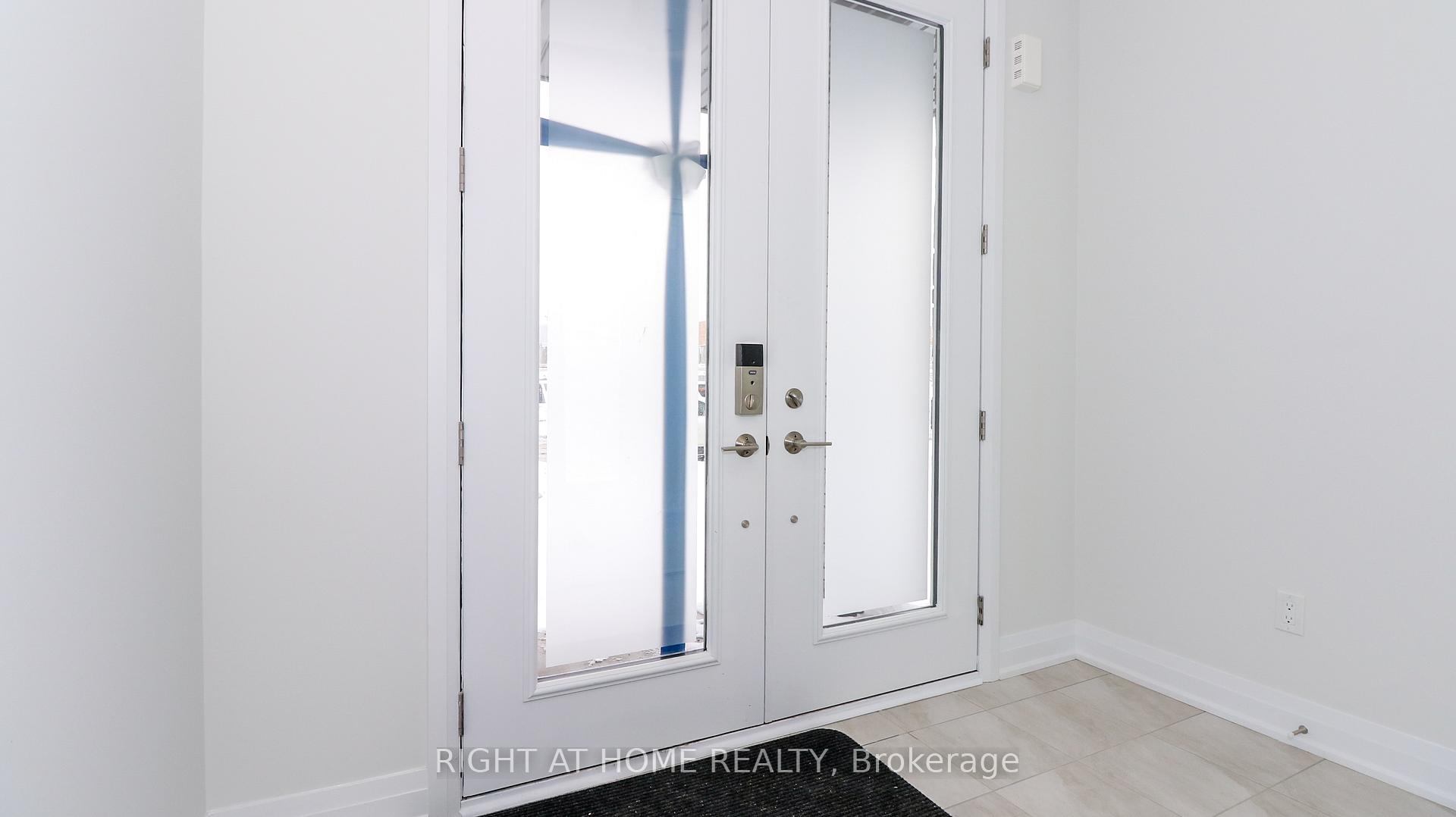 Photo 4 of 18 Periwinkle Road, Springwater, Midhurst — HOMEH