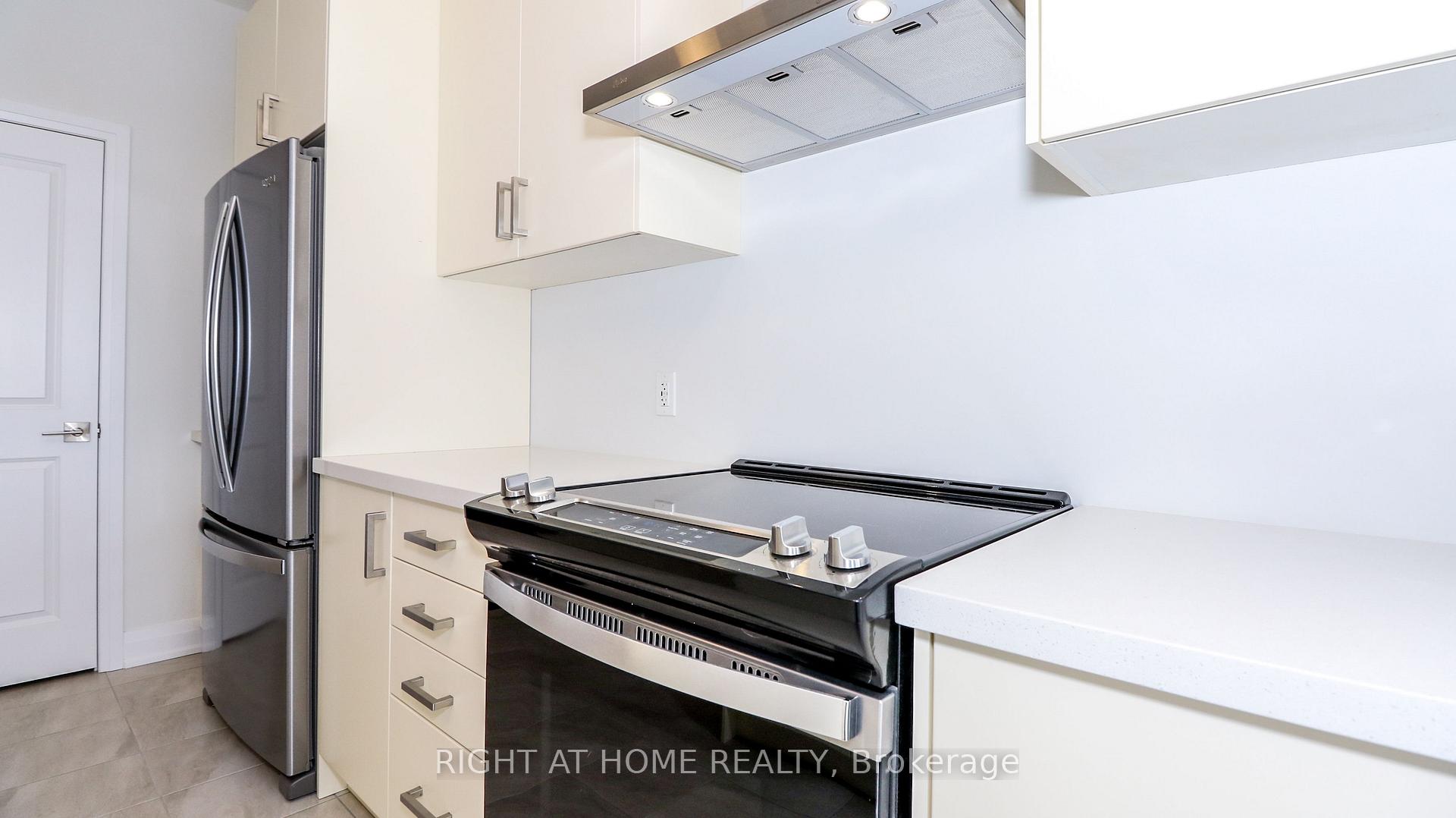 Photo 15 of 18 Periwinkle Road, Springwater, Midhurst — HOMEH