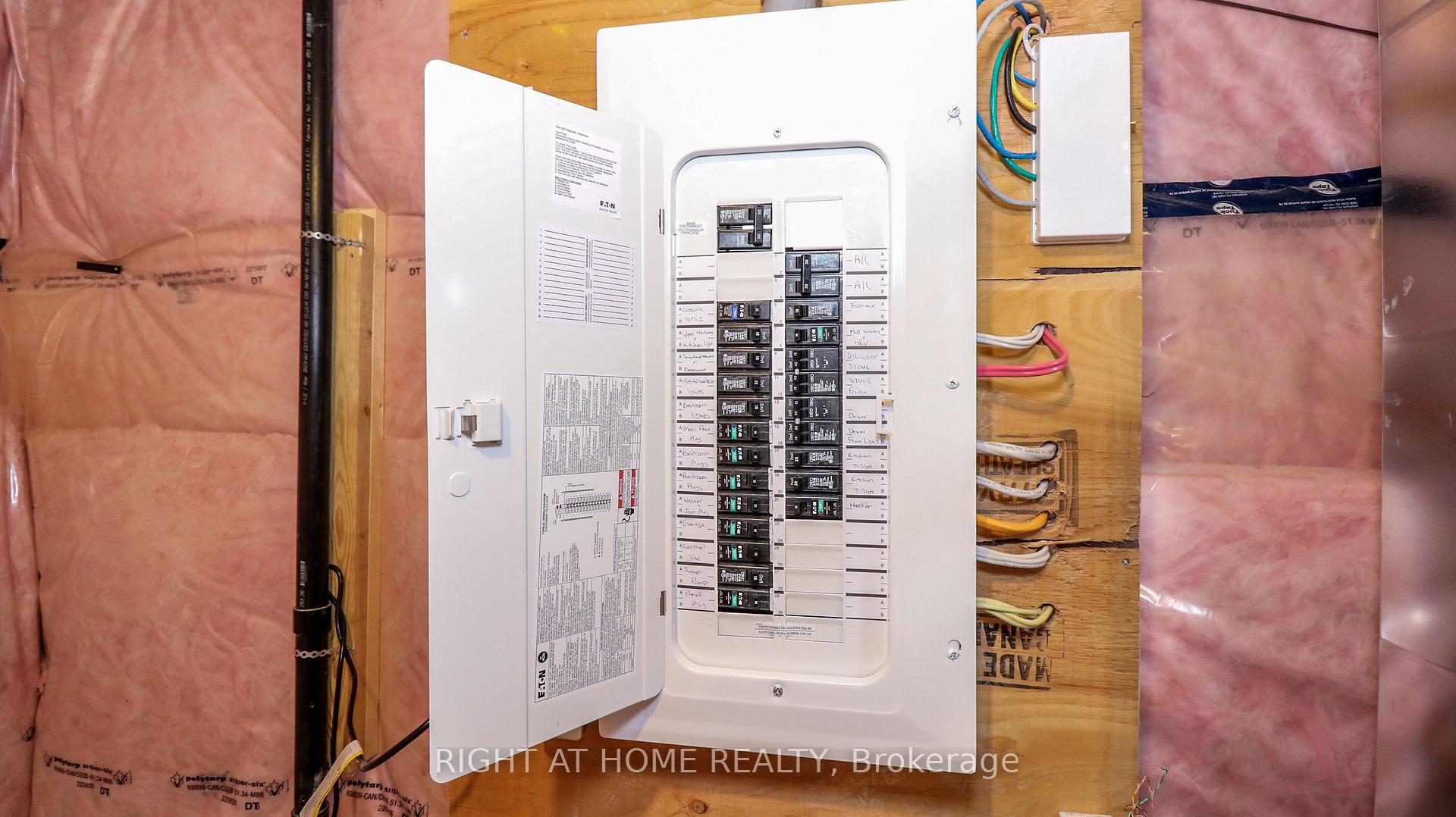Photo 21 of 18 Periwinkle Road, Springwater, Midhurst — HOMEH