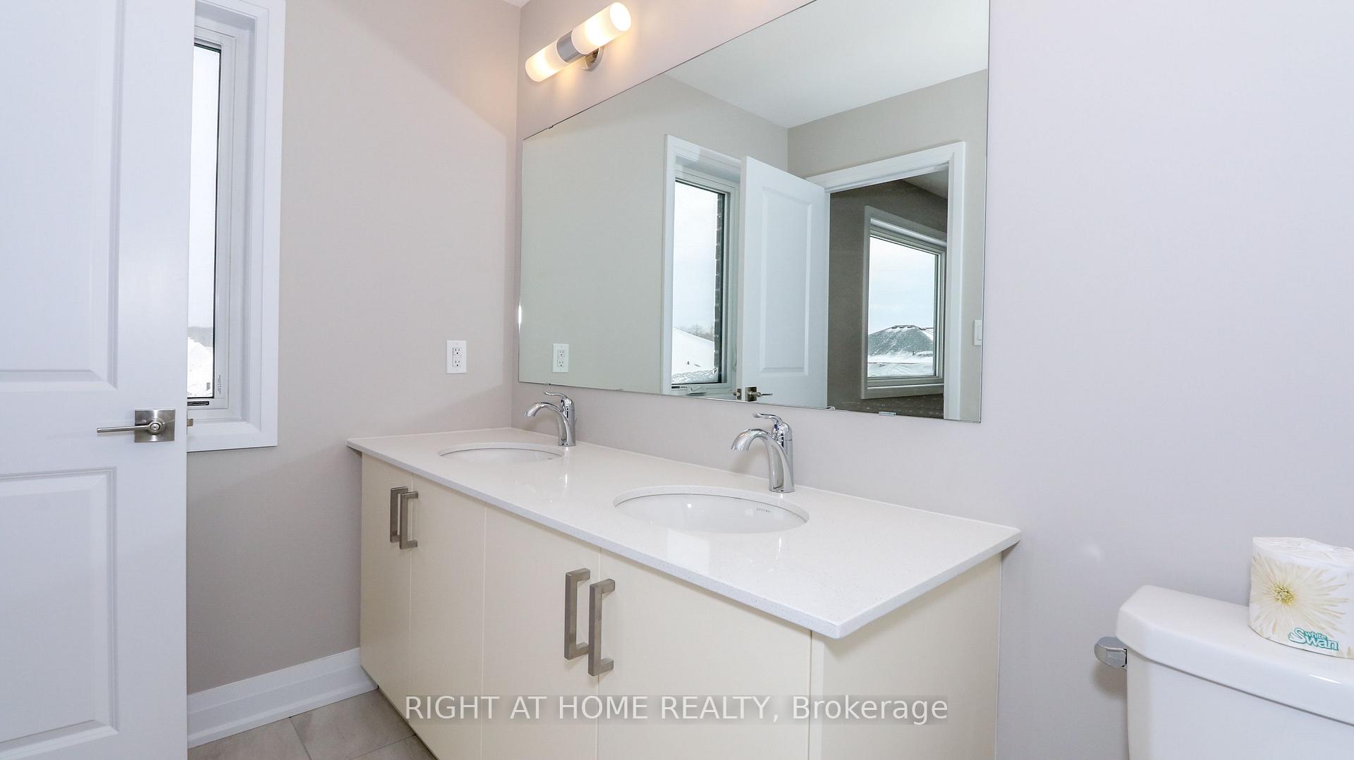 Photo 32 of 18 Periwinkle Road, Springwater, Midhurst — HOMEH