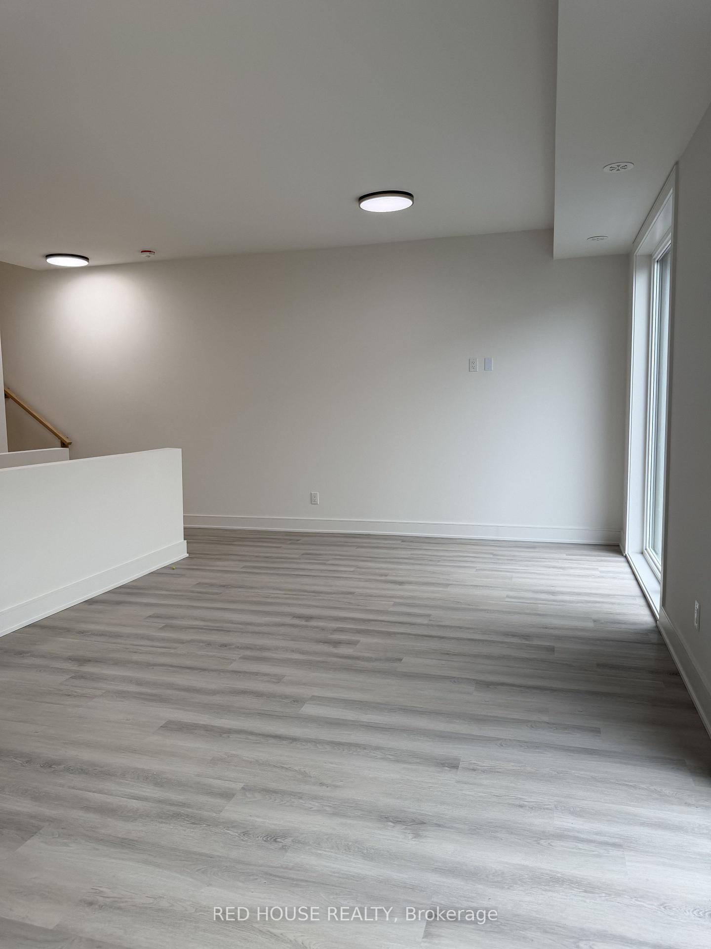 Photo 5 of 157 Everett Common, St. Catharines, Oakdale — HOMEH