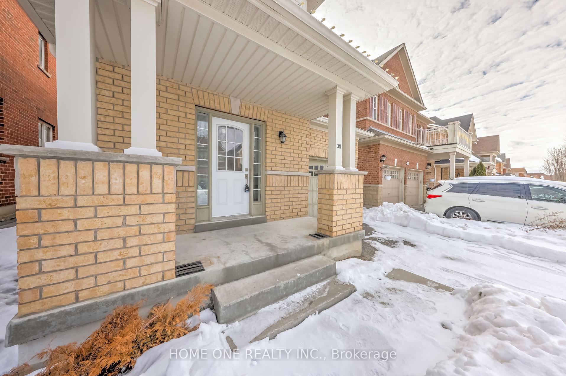 Photo 3 of 39 Silverado Hills Drive, Markham, Cathedraltown — HOMEH