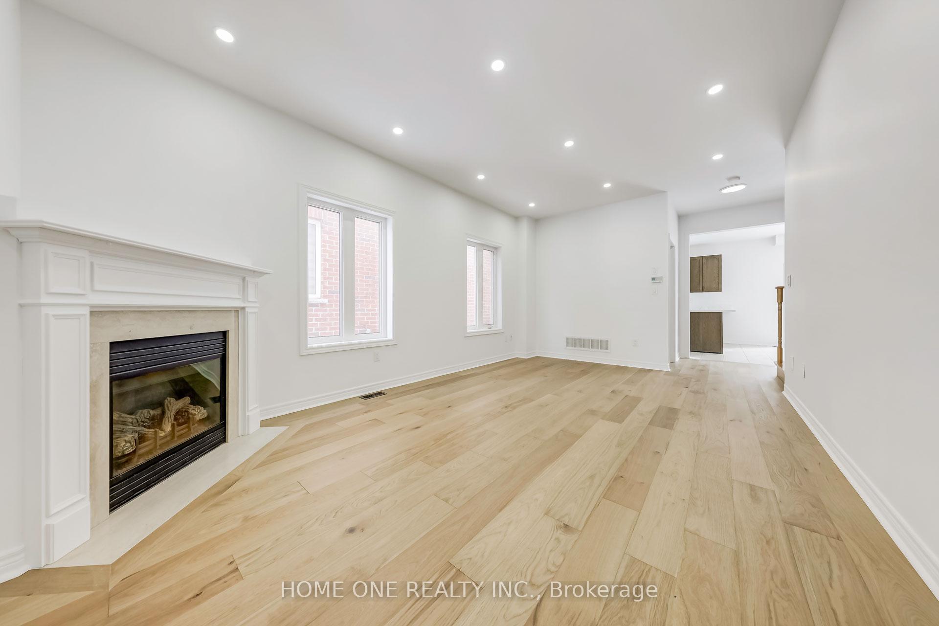 Photo 7 of 39 Silverado Hills Drive, Markham, Cathedraltown — HOMEH