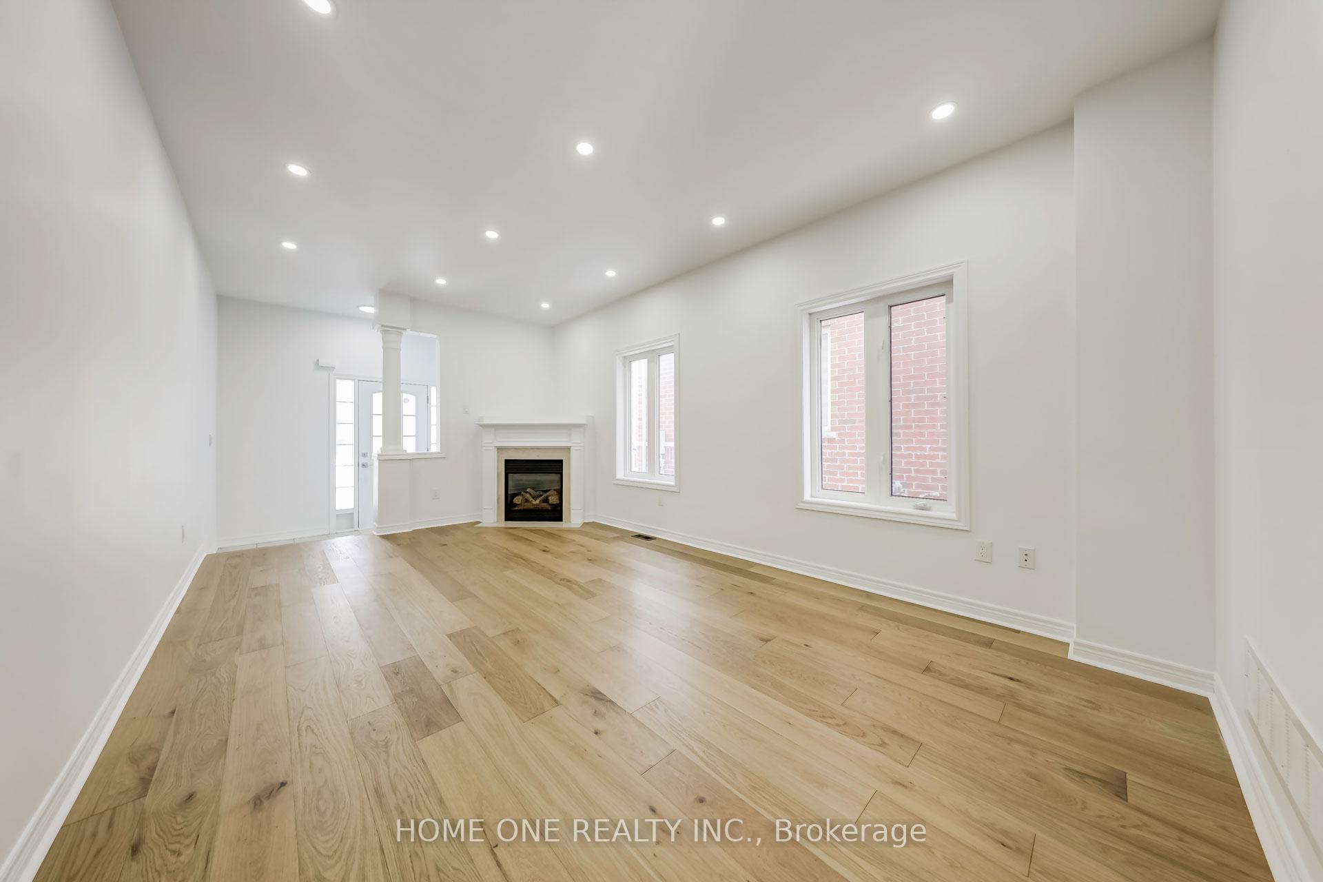 Photo 10 of 39 Silverado Hills Drive, Markham, Cathedraltown — HOMEH