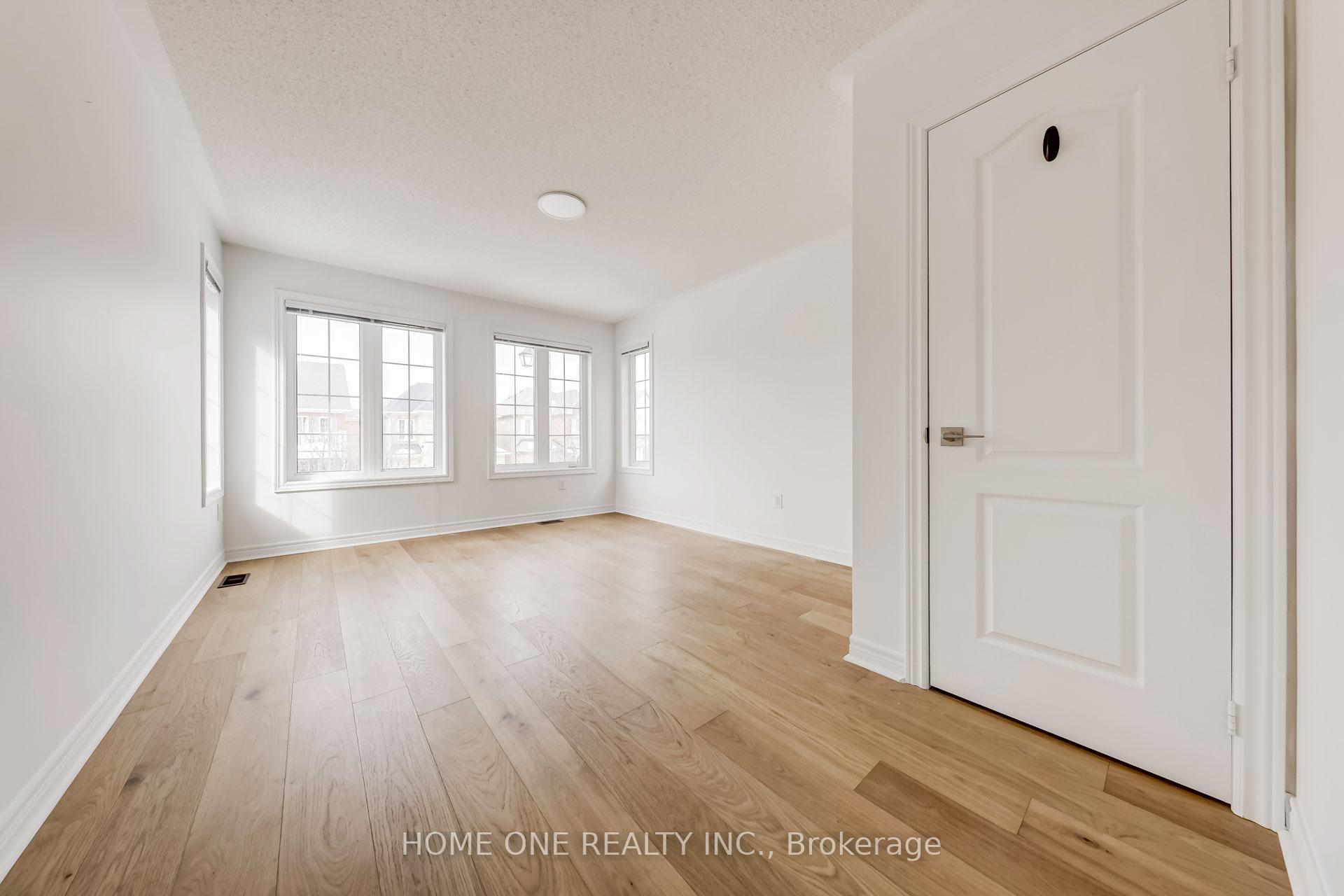 Photo 27 of 39 Silverado Hills Drive, Markham, Cathedraltown — HOMEH