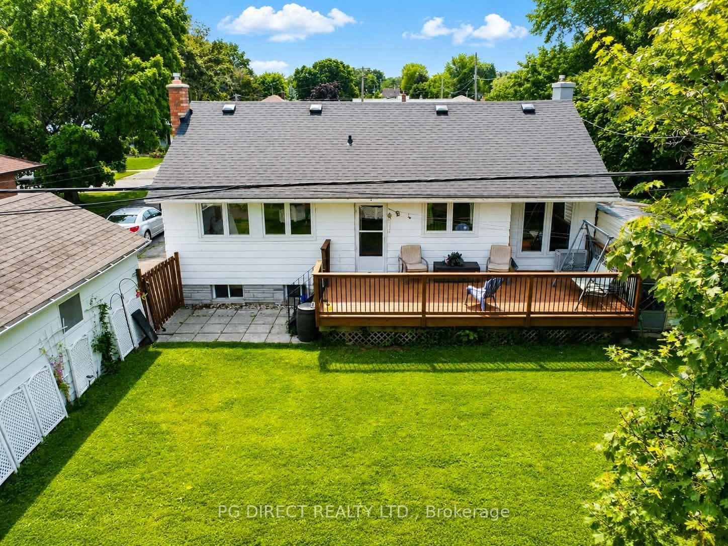 Photo 3 of 41 First Avenue, Quinte West, Trenton Ward — HOMEH