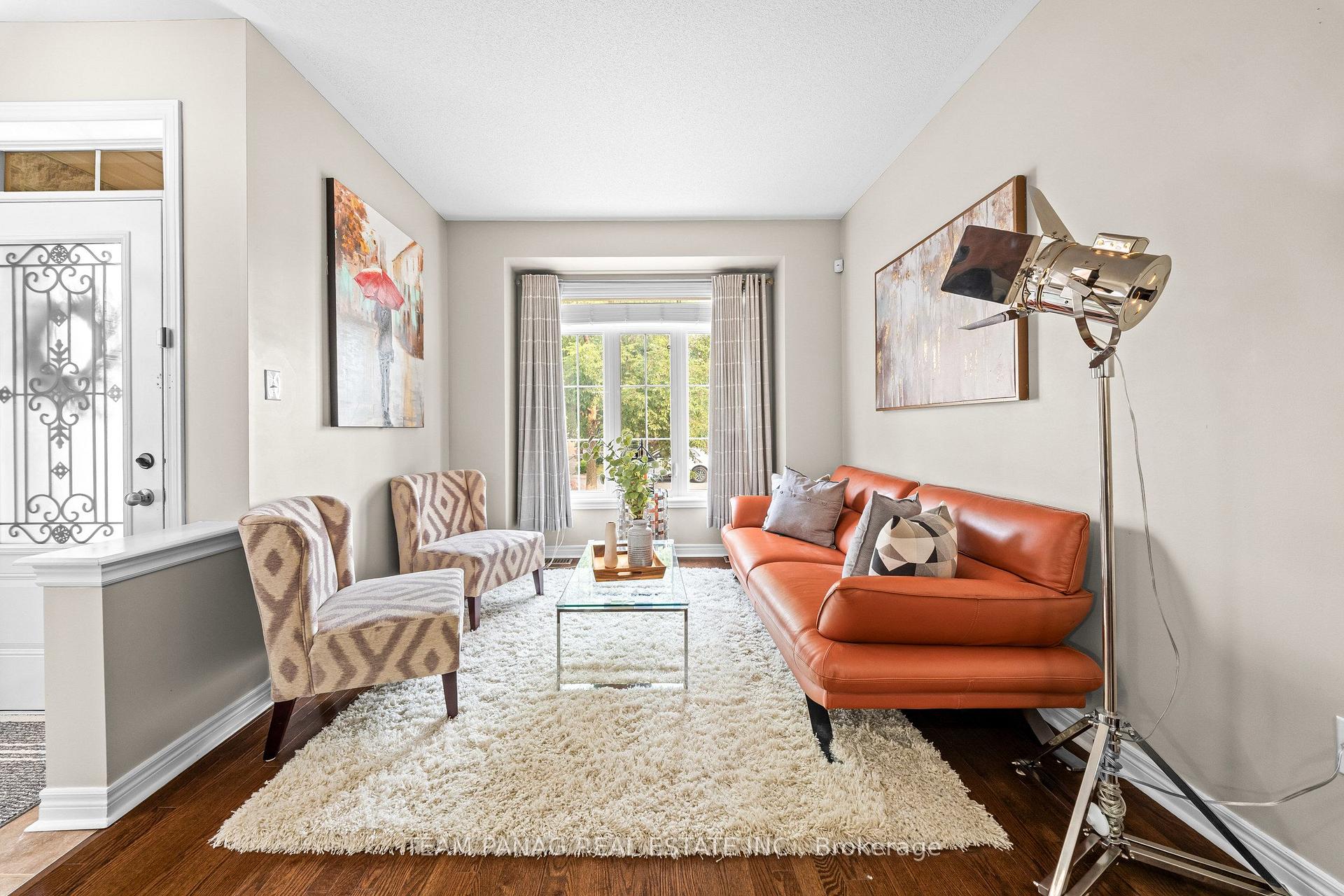 Photo 8 of 32 Impulse Circle, Brampton, Credit Valley — HOMEH