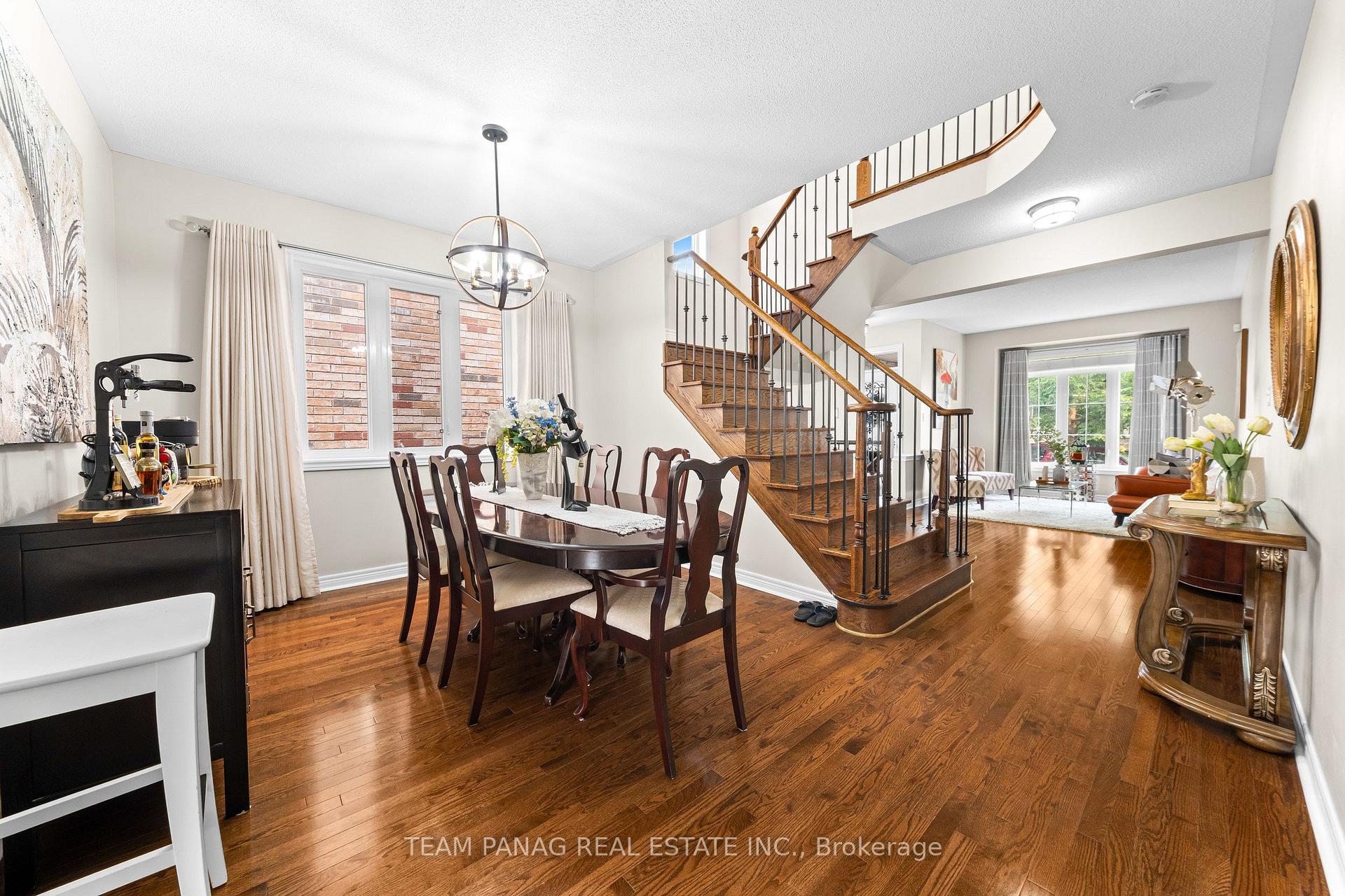 Photo 12 of 32 Impulse Circle, Brampton, Credit Valley — HOMEH