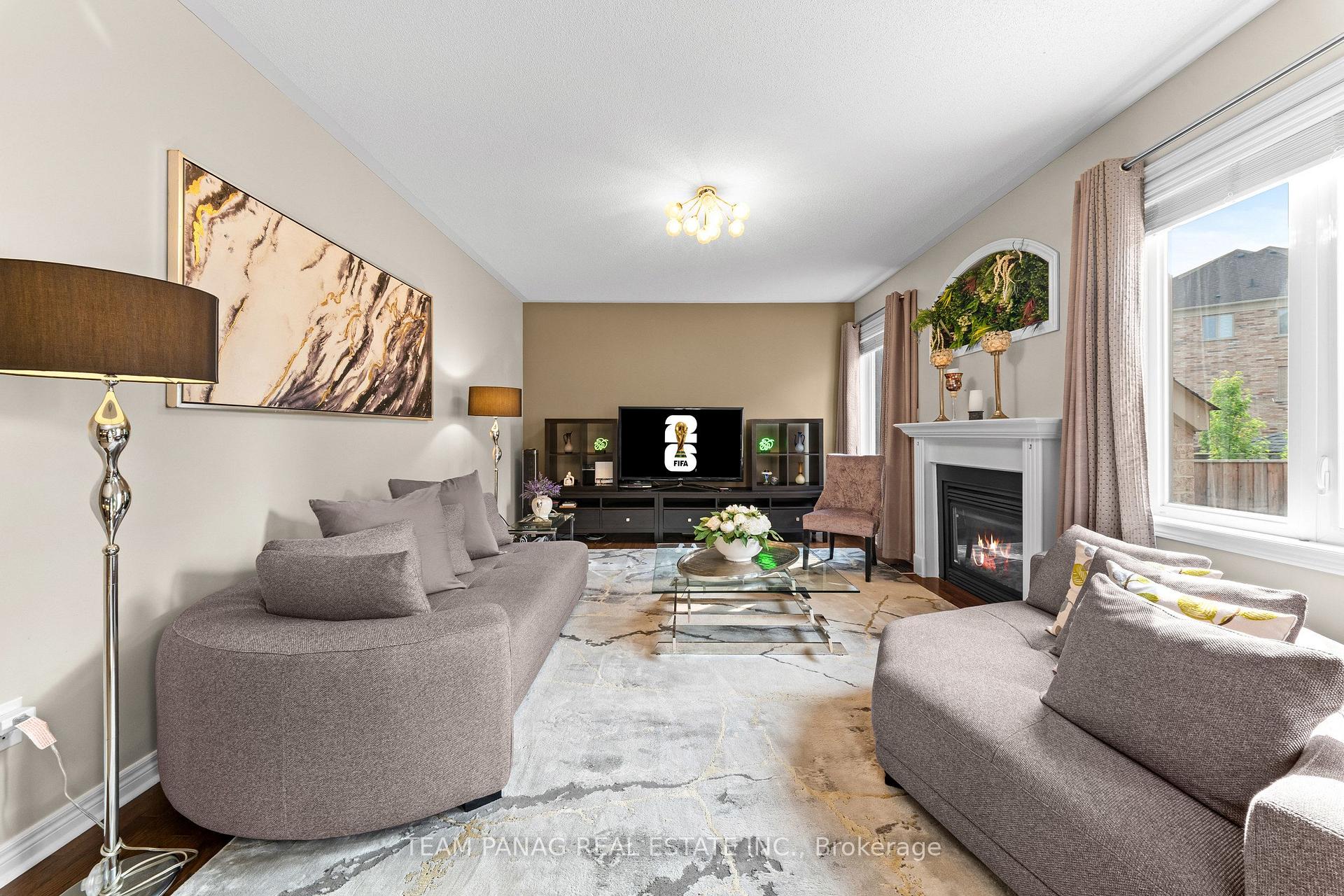 Photo 16 of 32 Impulse Circle, Brampton, Credit Valley — HOMEH