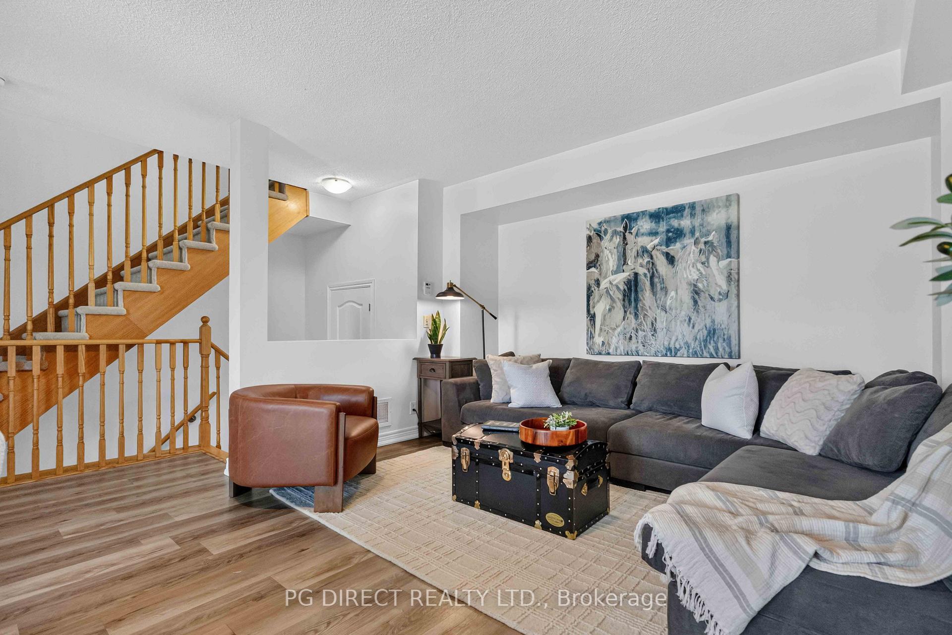 Photo 6 of 83 Great Gabe Crescent, Oshawa, Windfields — HOMEH