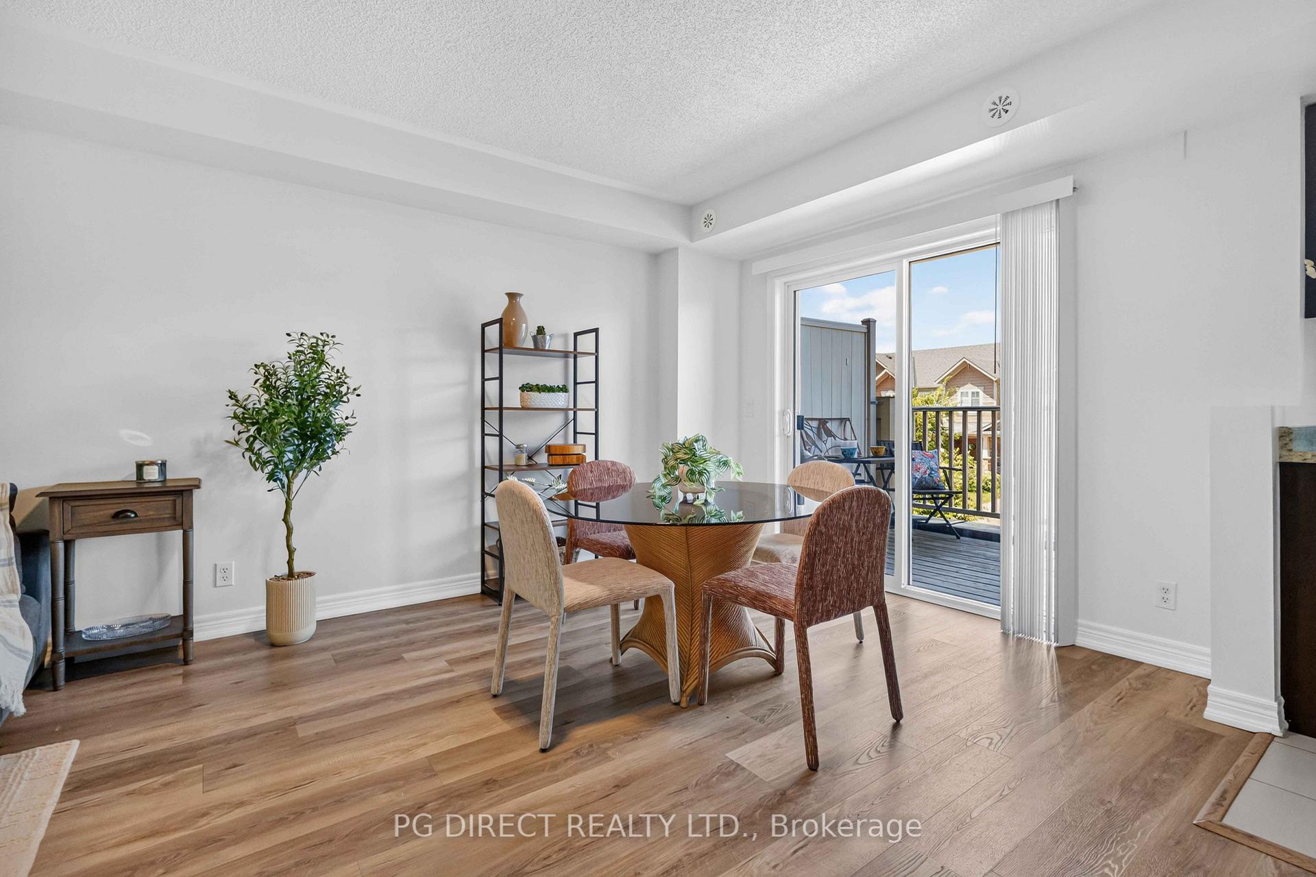 Photo 9 of 83 Great Gabe Crescent, Oshawa, Windfields — HOMEH