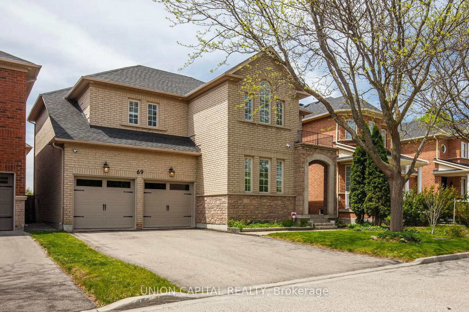 Photo 1 of 69 Southbrook Crescent, Markham, Cachet — HOMEH