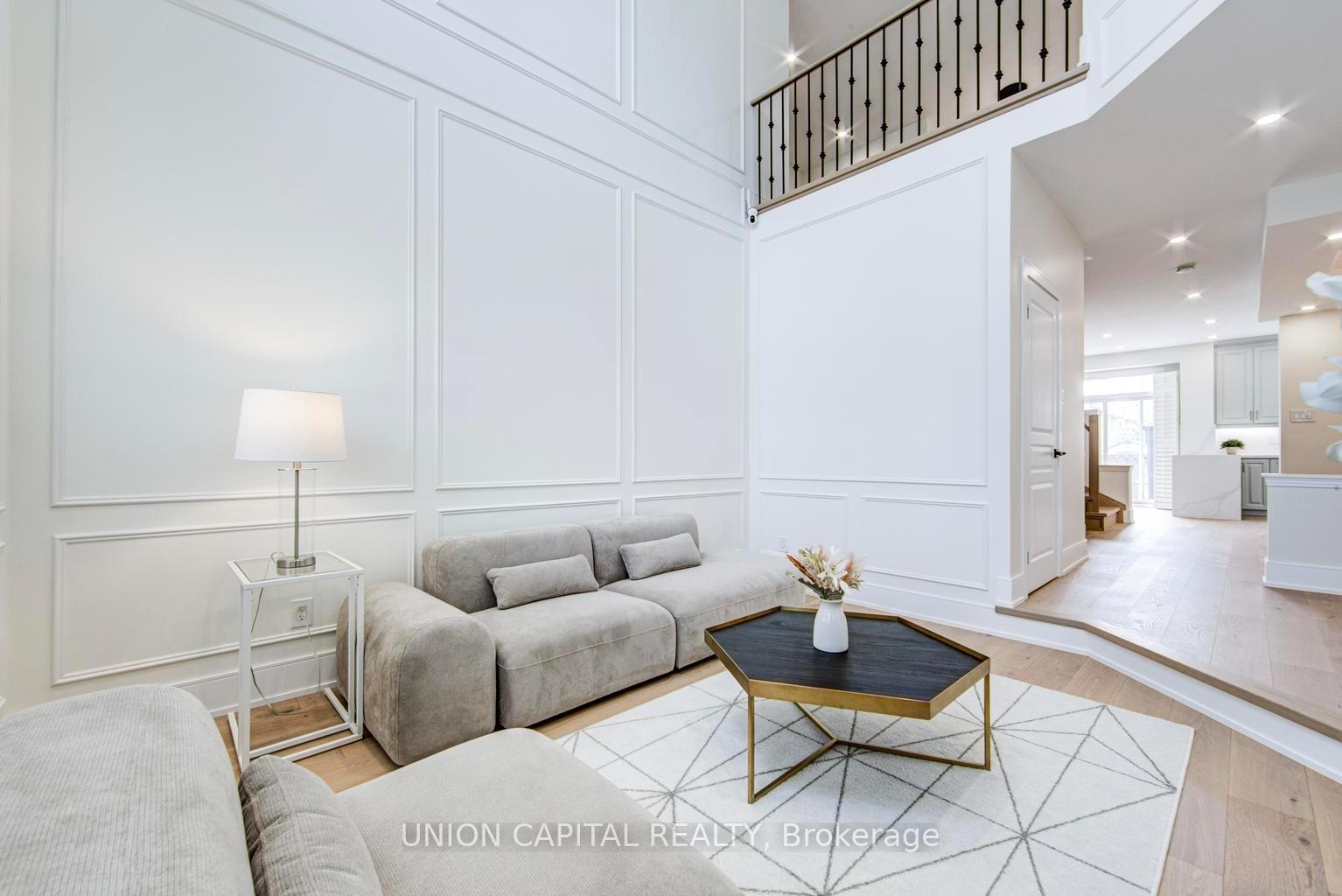 Photo 4 of 69 Southbrook Crescent, Markham, Cachet — HOMEH