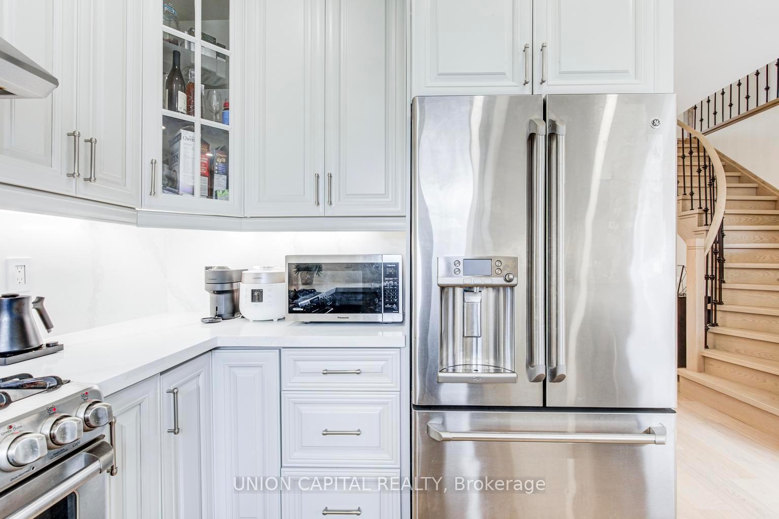 Photo 14 of 69 Southbrook Crescent, Markham, Cachet — HOMEH