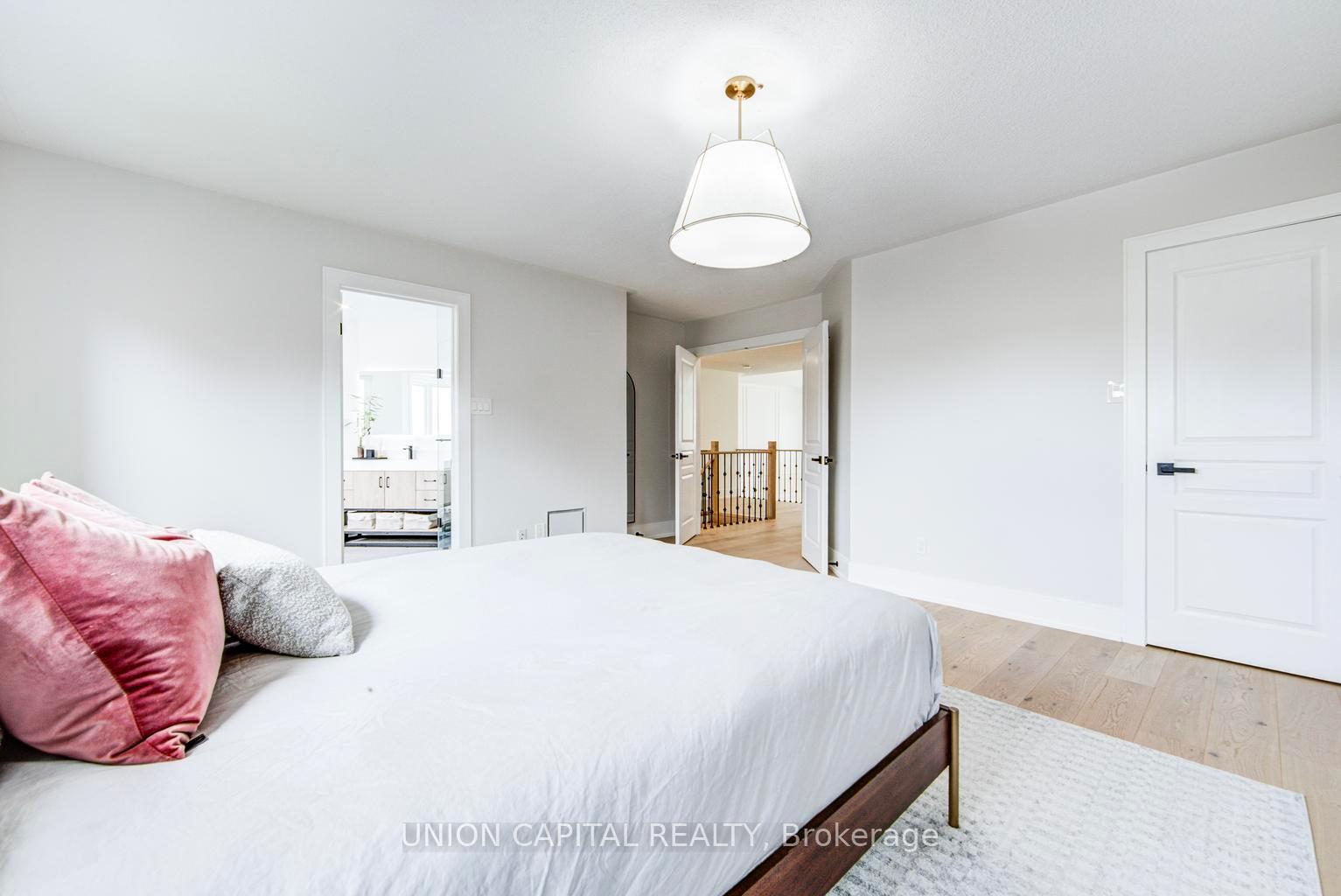 Photo 27 of 69 Southbrook Crescent, Markham, Cachet — HOMEH