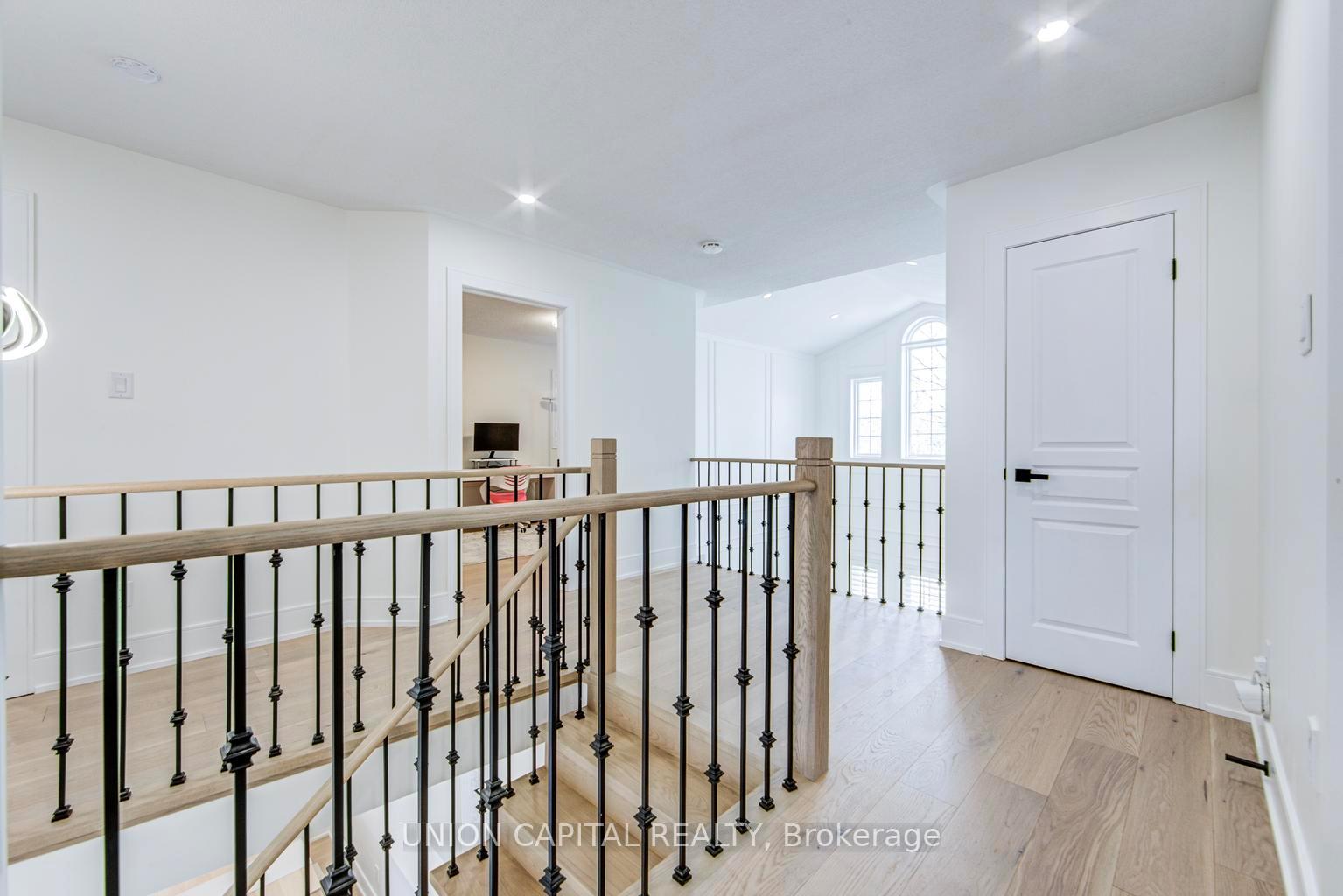 Photo 43 of 69 Southbrook Crescent, Markham, Cachet — HOMEH