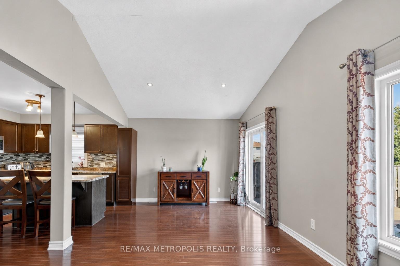 Photo 7 of 1276 Atkinson Street, Kingston, City Northwest — HOMEH